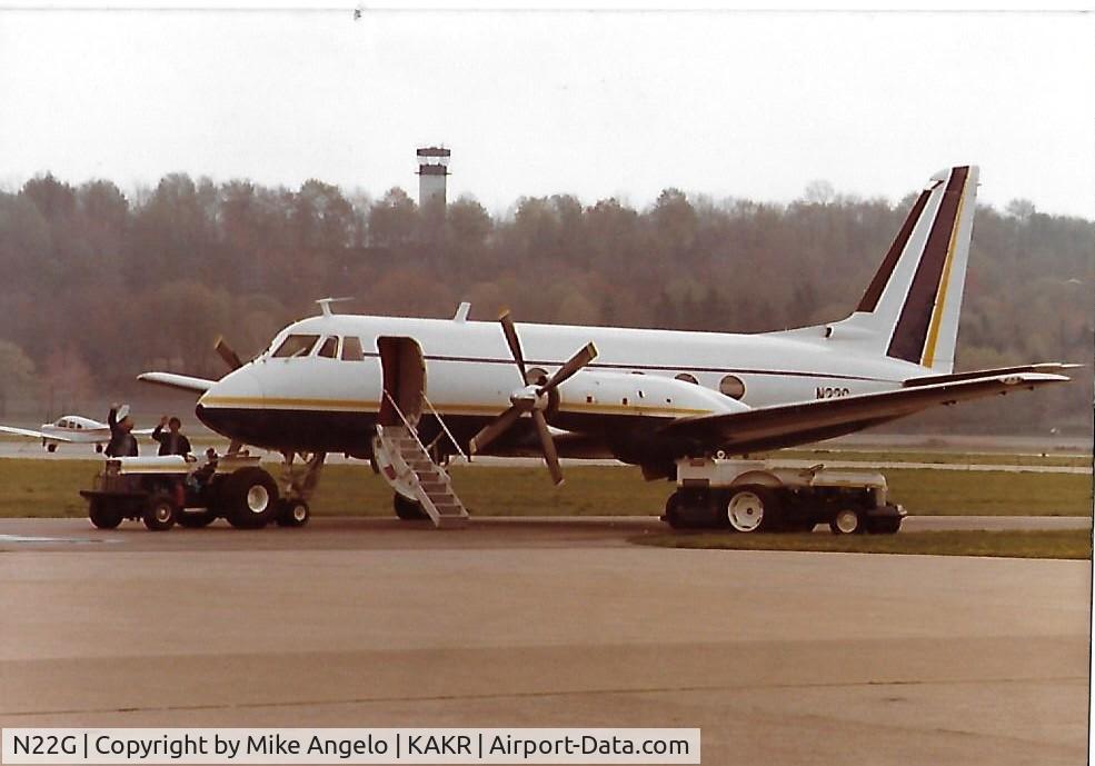 N22G, 1961 Grumman G-159 Gulfstream 1 C/N 81, G159 - 081 Was purchased new in 1962 by Goodyear and based at KAKR Akron Municipal until the fall of 1983
Photo taken early 1980's