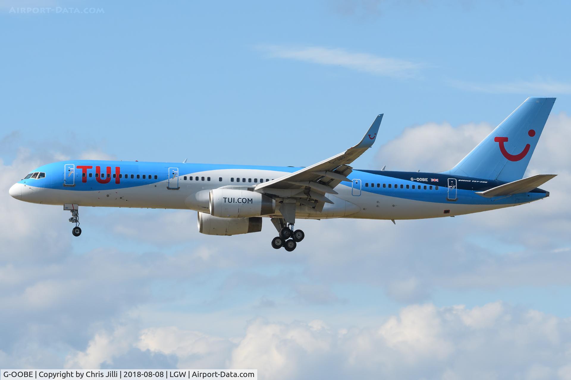 G-OOBE, 2003 Boeing 757-28A C/N 33100, TUI
