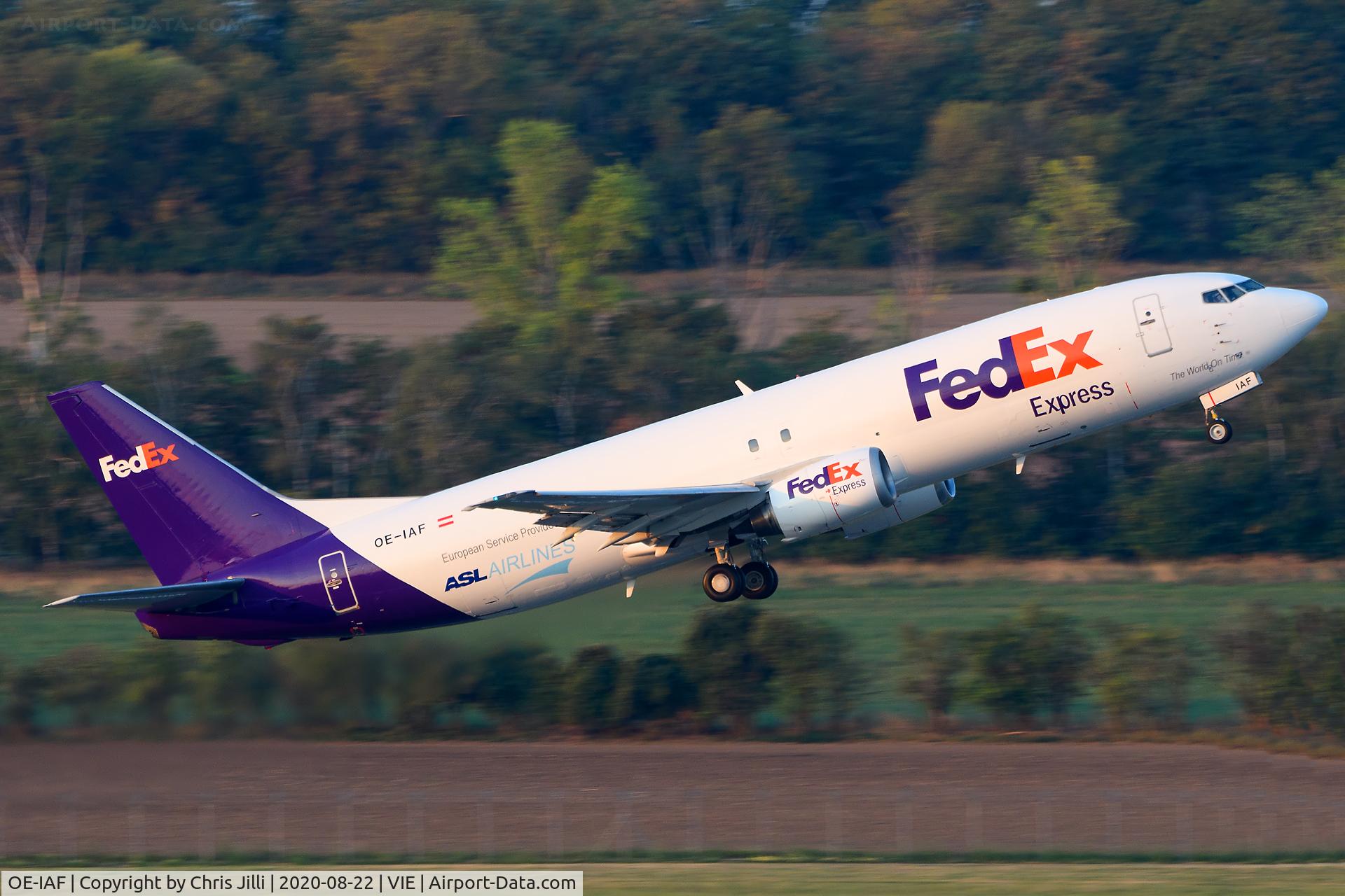 OE-IAF, 1992 Boeing 737-4Y0/SF C/N 25184, FedEx Express