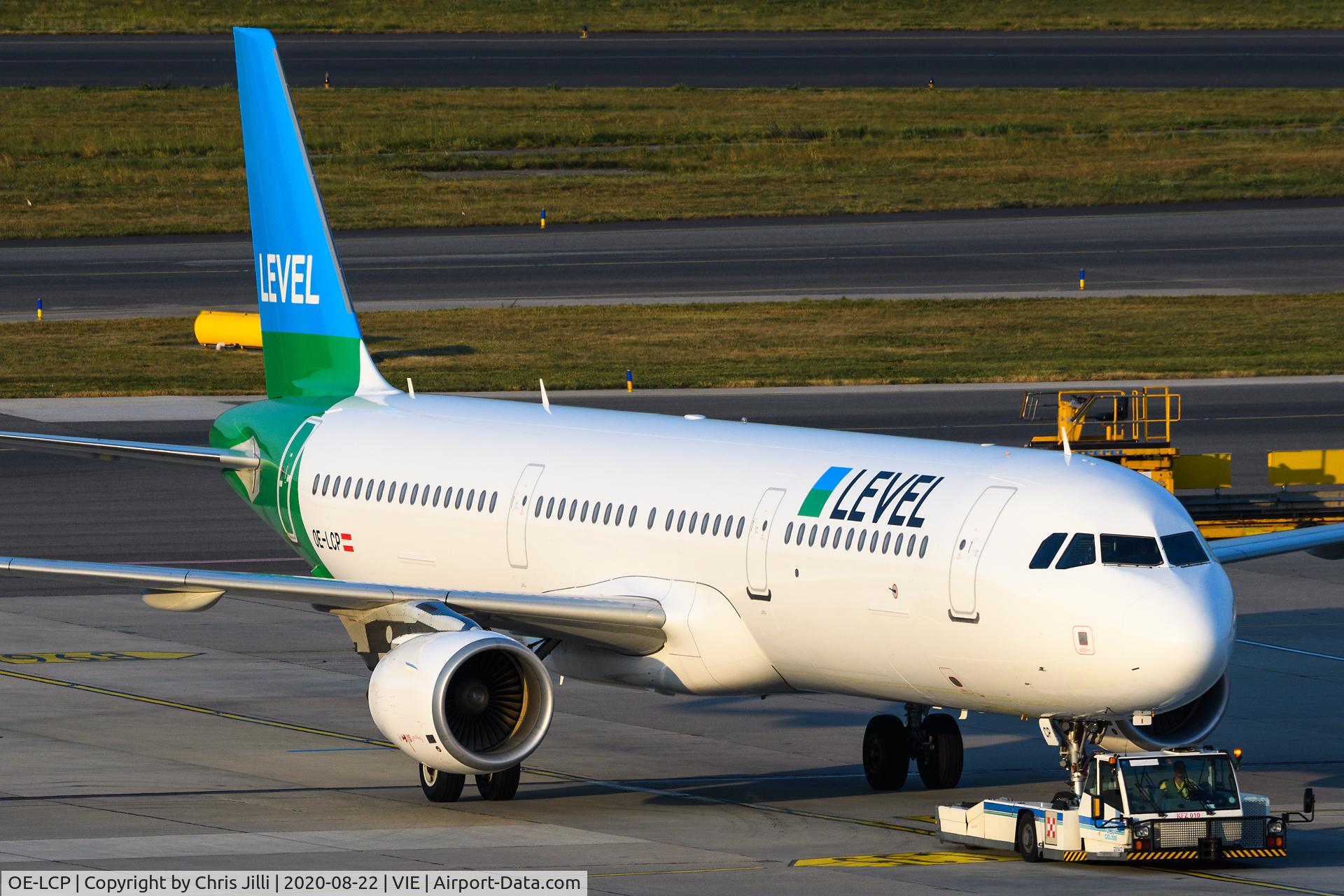 OE-LCP, 2015 Airbus A321-211 C/N 6629, Level