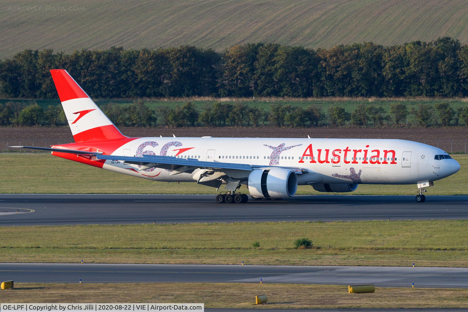 OE-LPF, 2001 Boeing 777-2Q8/ER C/N 28692, Austrian Airlines