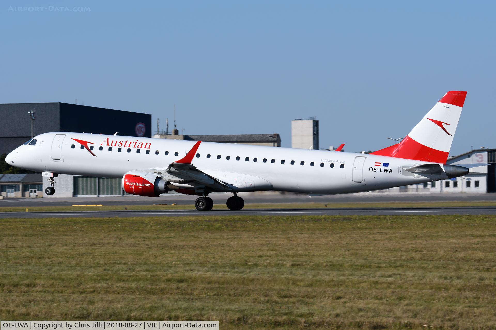 OE-LWA, 2009 Embraer 190LR (ERJ-190-200LR) C/N 19000314, Austrian Airlines