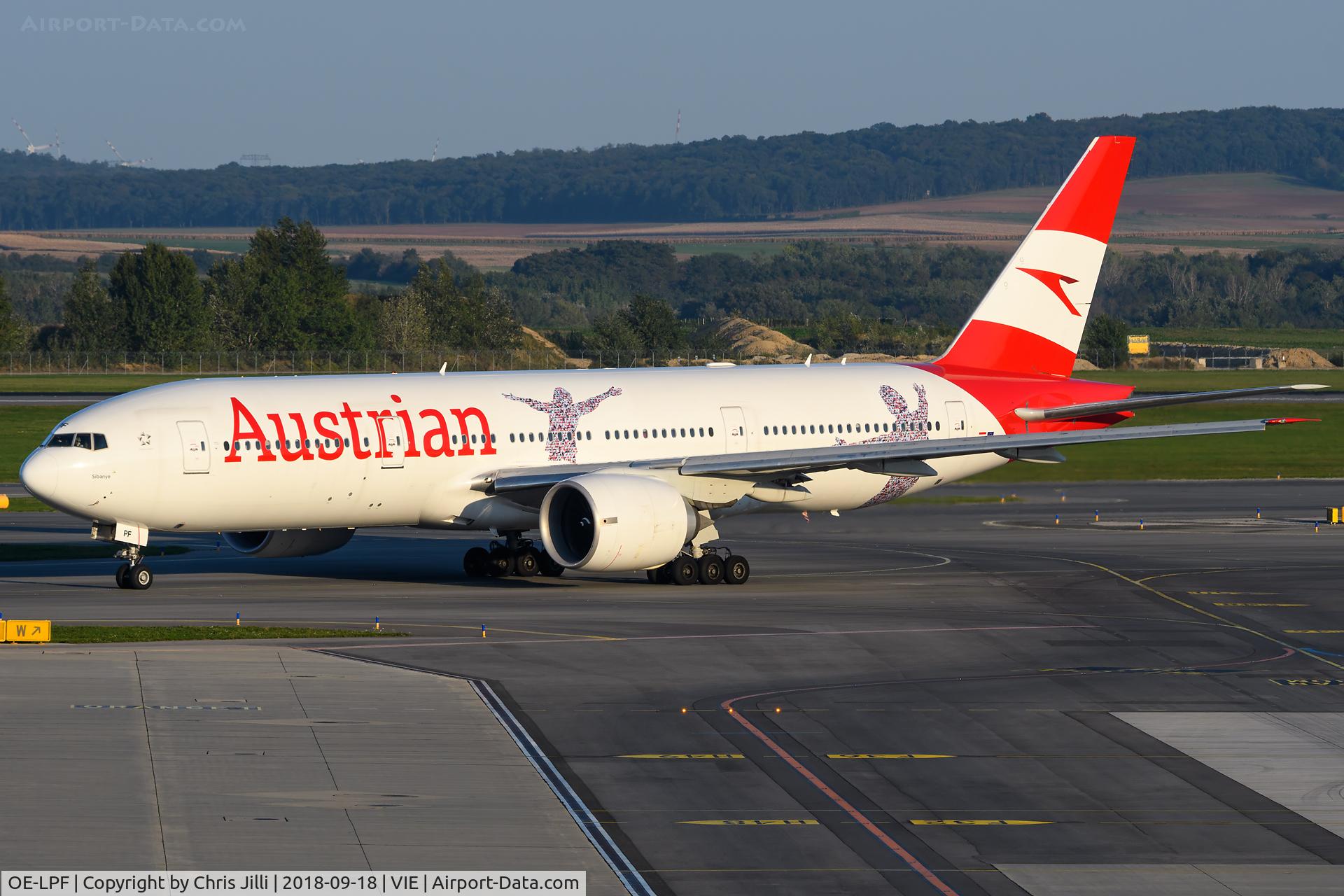OE-LPF, 2001 Boeing 777-2Q8/ER C/N 28692, Austrian Airlines