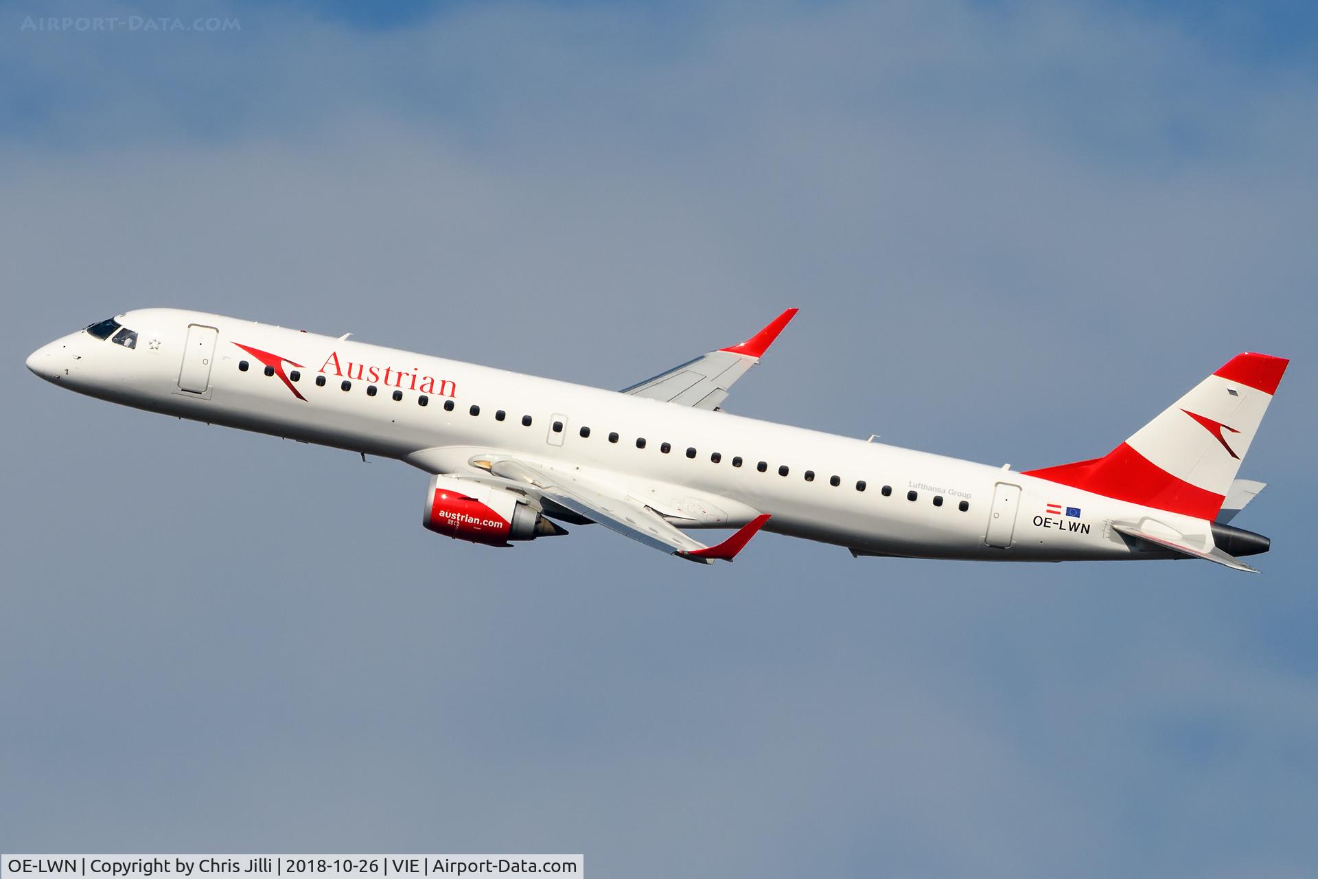 OE-LWN, 2012 Embraer 195LR (ERJ-190-200LR) C/N 19000553, Austrian Airlines