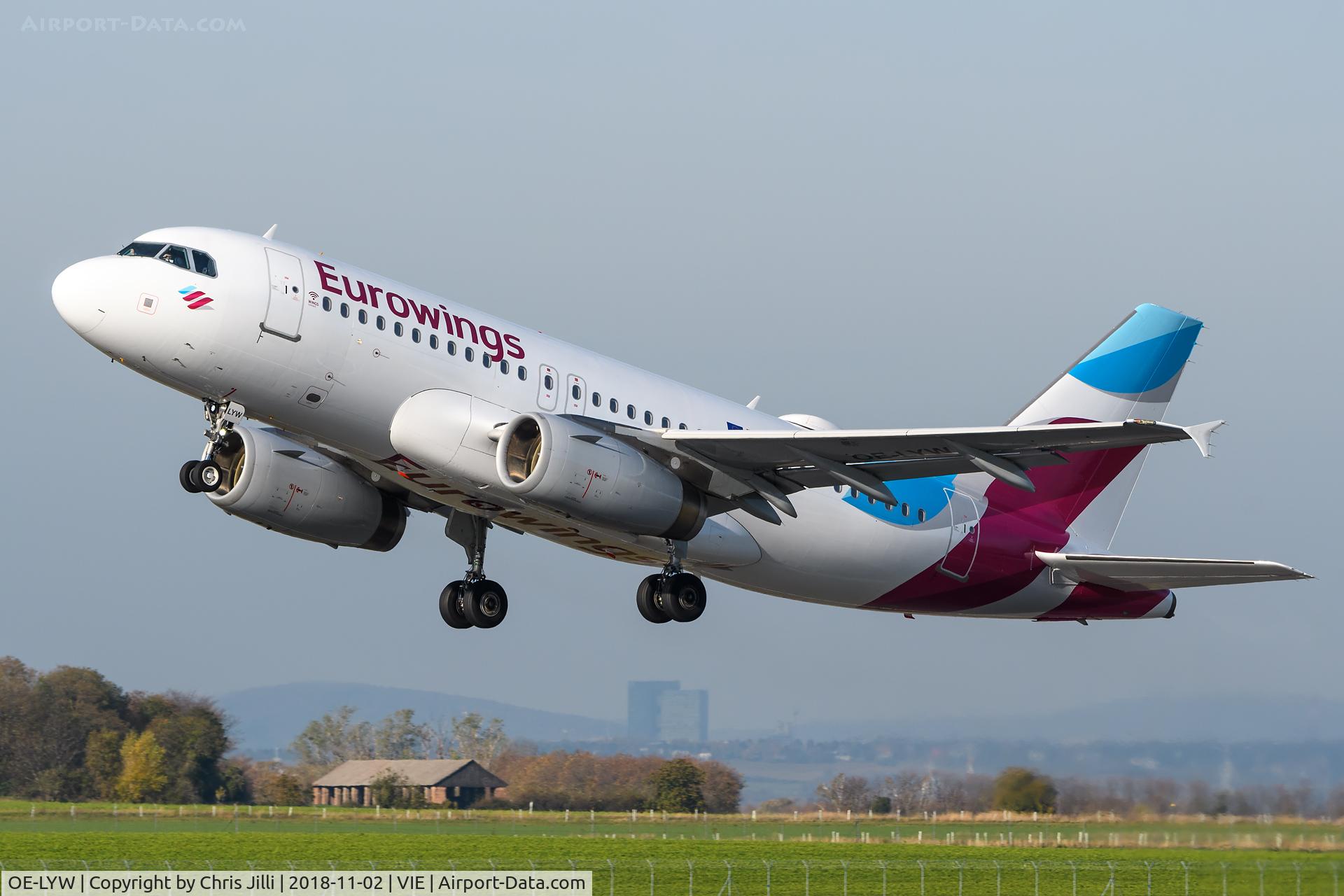 OE-LYW, 2012 Airbus A319-132 C/N 4998, Eurowings