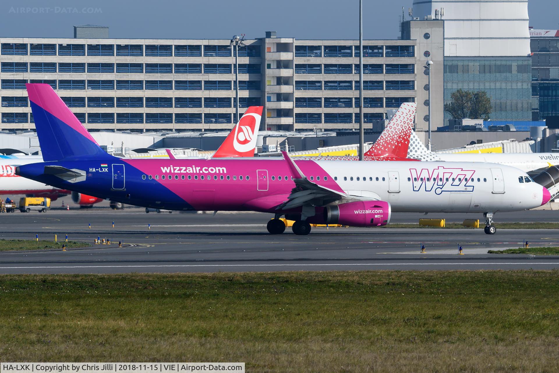 HA-LXK, 2016 Airbus A321-231 C/N 7440, Wizzair