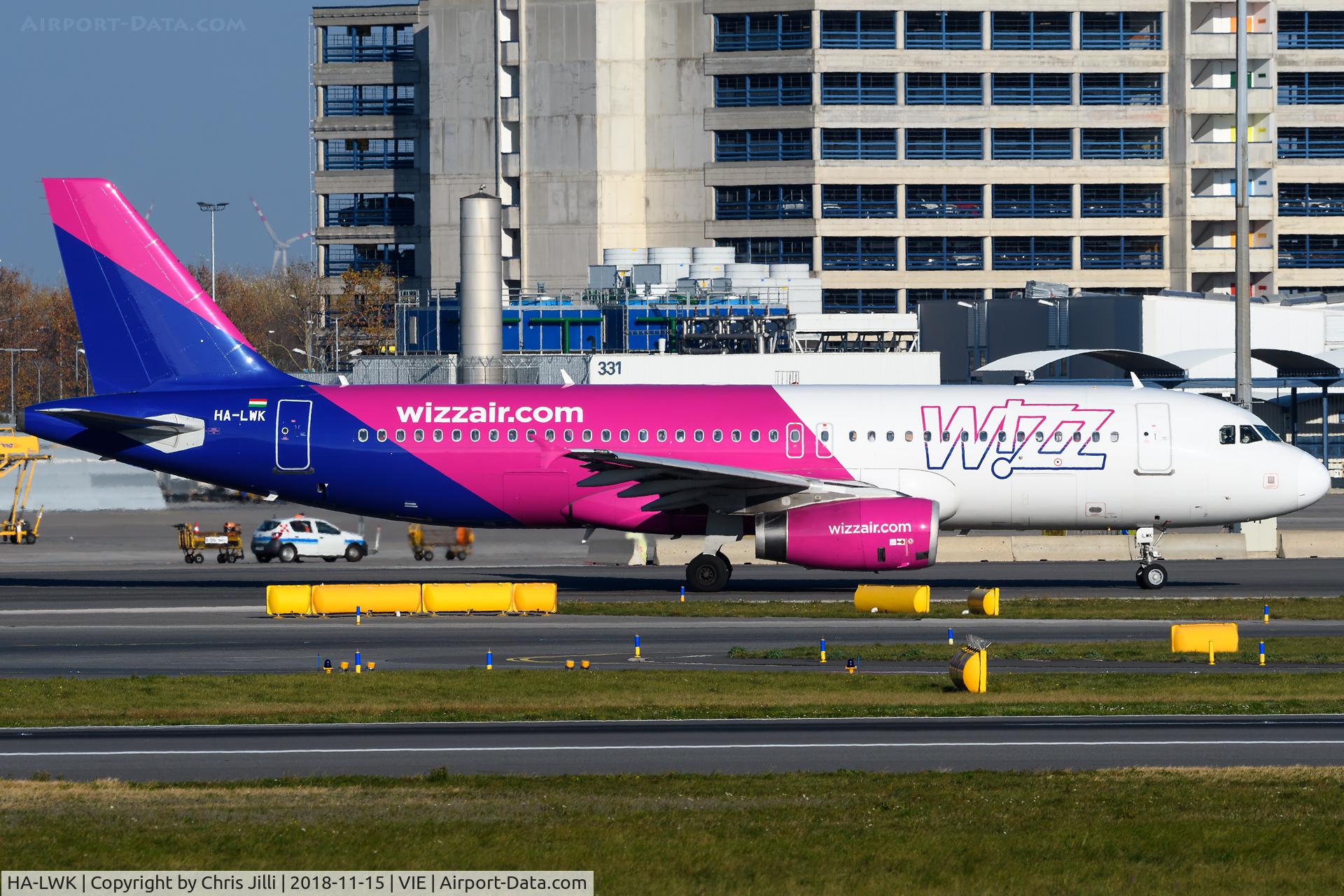 HA-LWK, 2011 Airbus A320-232 C/N 4716, Wizzair
