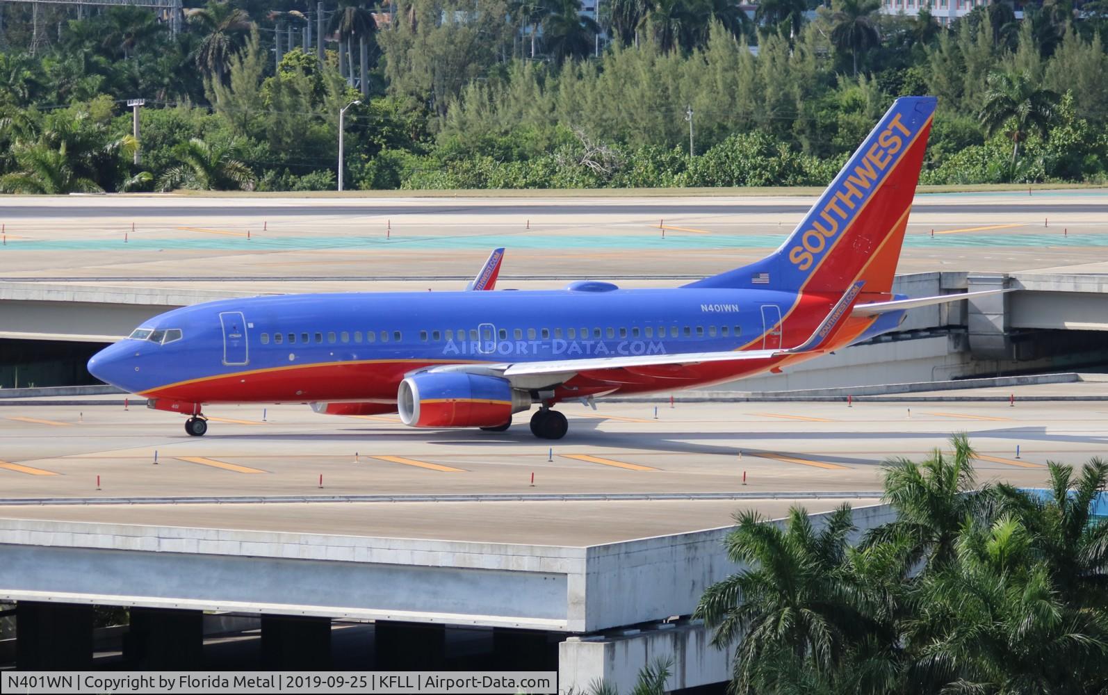 N401WN, 2001 Boeing 737-7H4 C/N 29813, FLL 2019