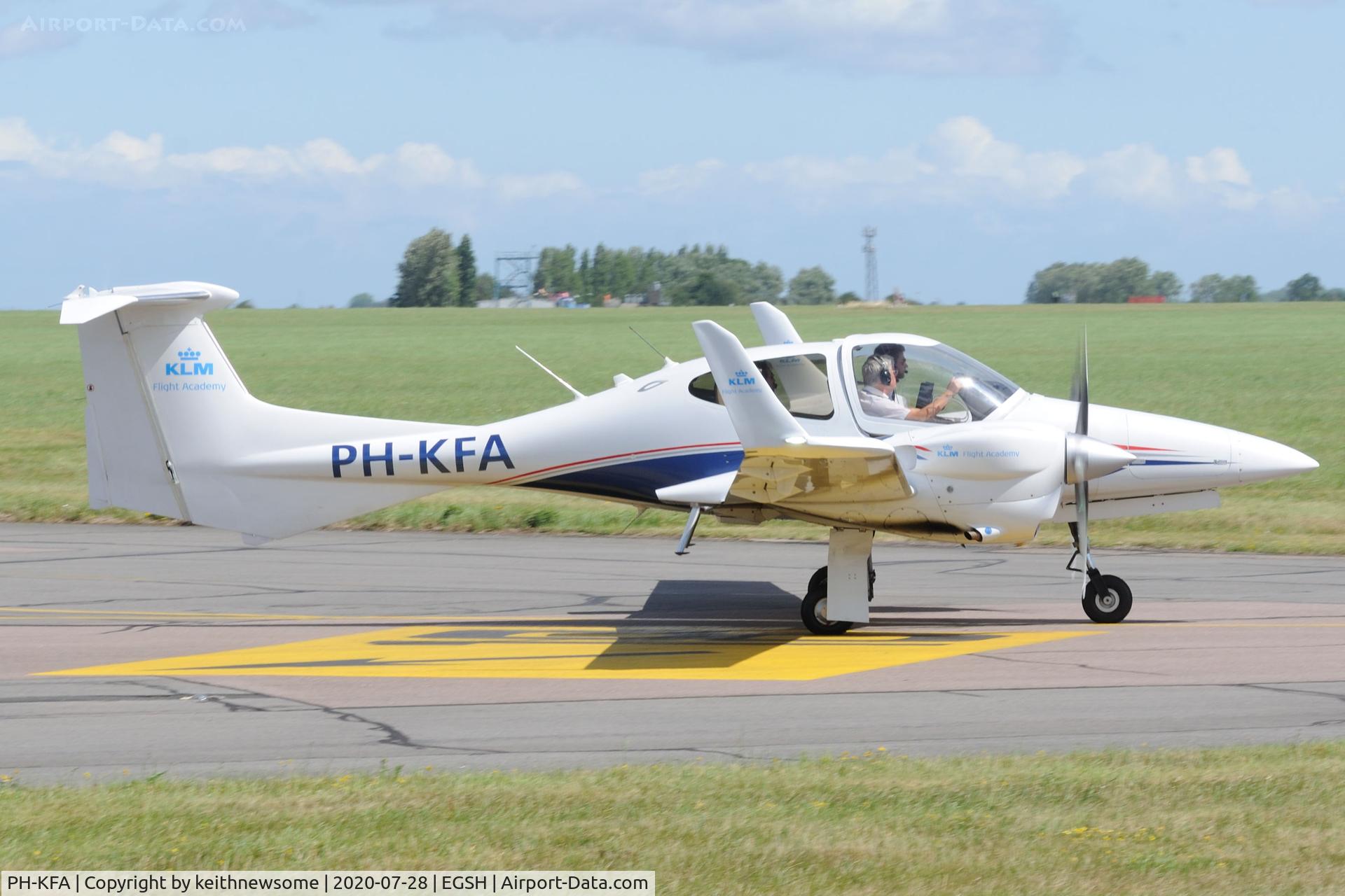 PH-KFA, 2014 Diamond DA-42NG Twin Star C/N 42.N138, Leaving Norwich for Den Helder.