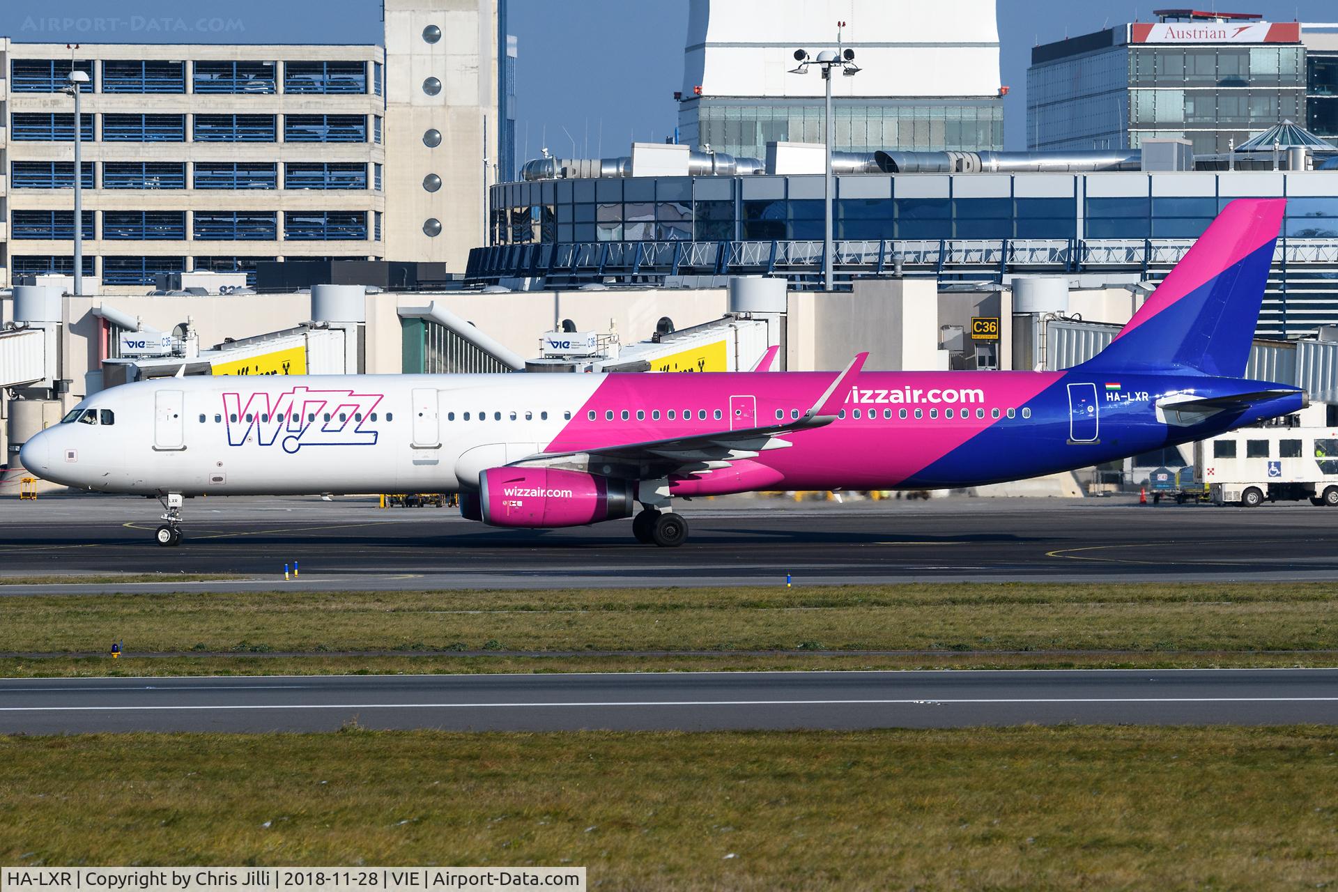 HA-LXR, 2017 Airbus A321-231 C/N 7647, Wizzair