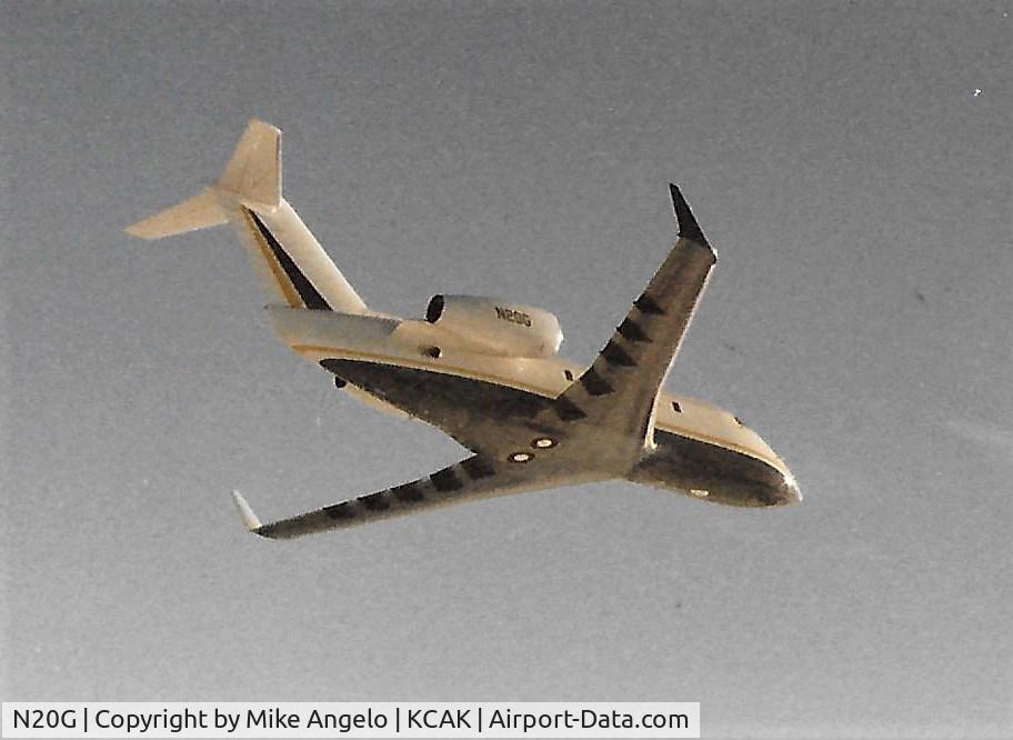 N20G, 1982 Canadair Challenger 600 (CL600-1A11) C/N 1085, 1085 test flight
