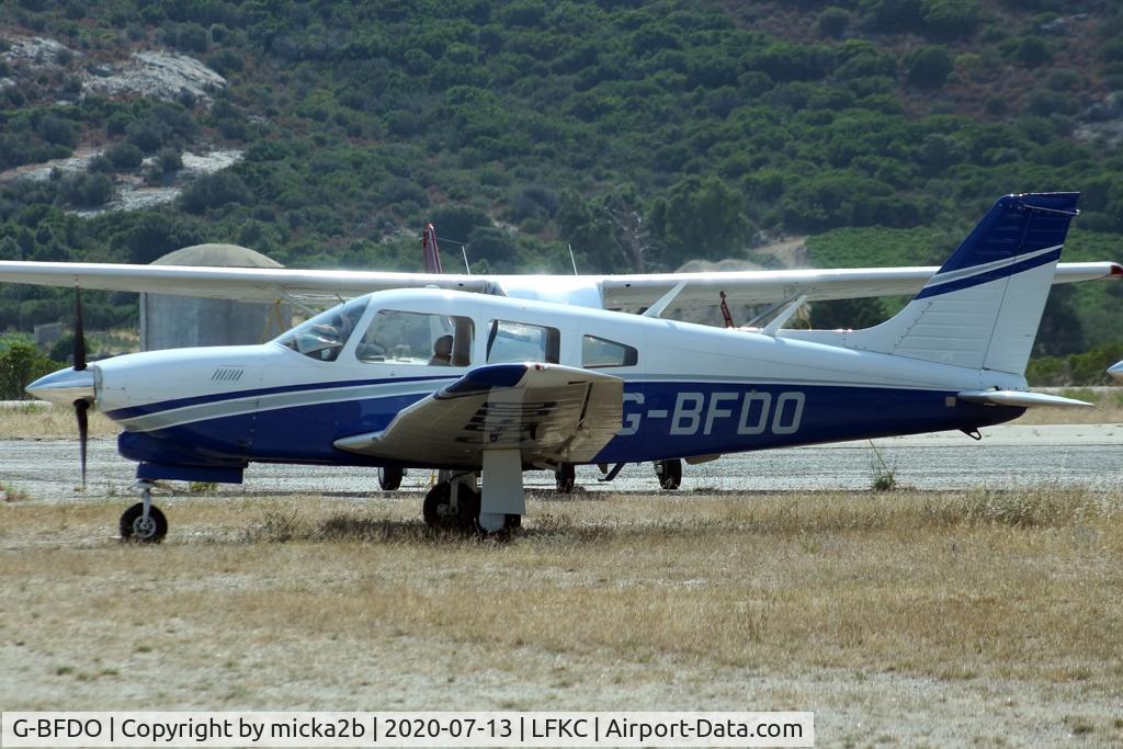 G-BFDO, 1977 Piper PA-28R-201T Cherokee Arrow III C/N 28R-7703212, Parked
