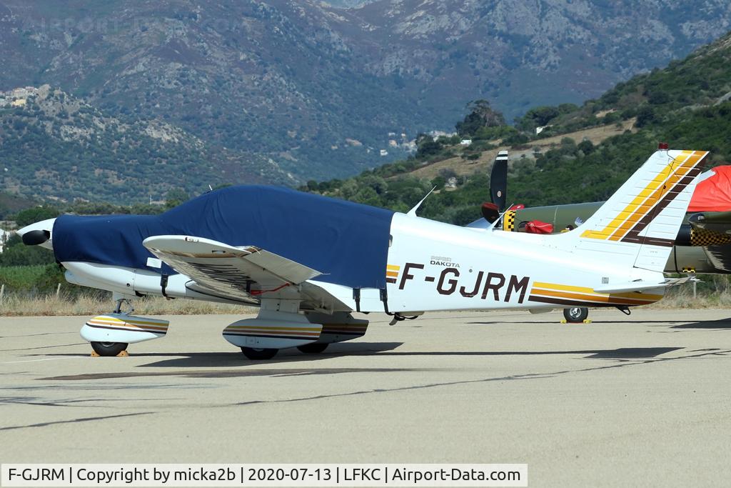 F-GJRM, 1983 Piper PA-28-236 Dakota C/N 28-8211033, Parked