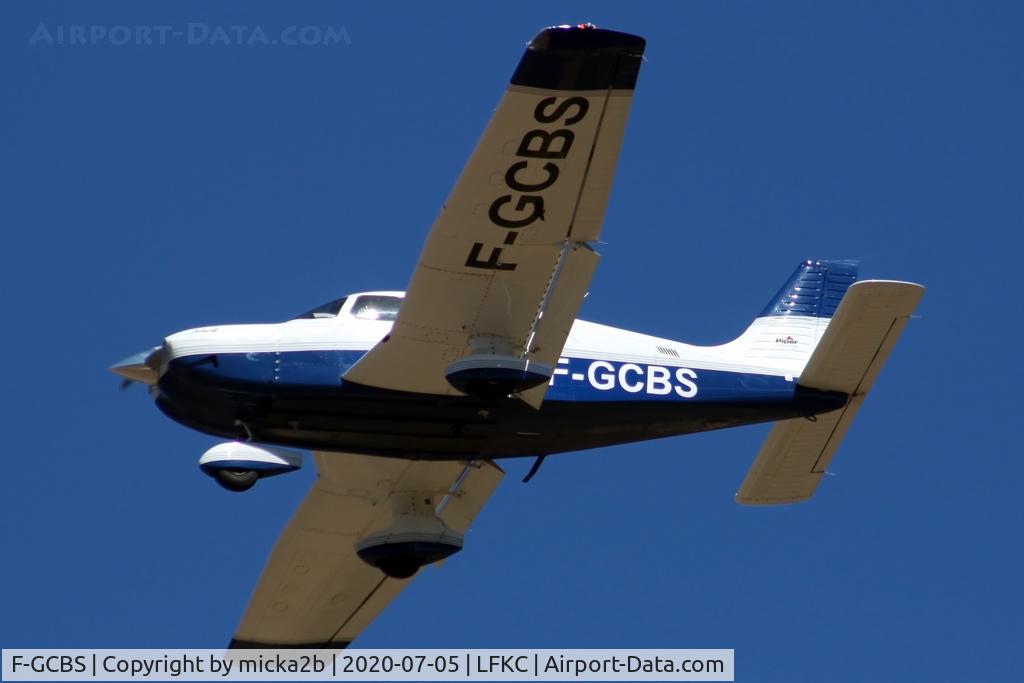 F-GCBS, 1999 Piper PA-28-181 C/N 2843256, Landing
