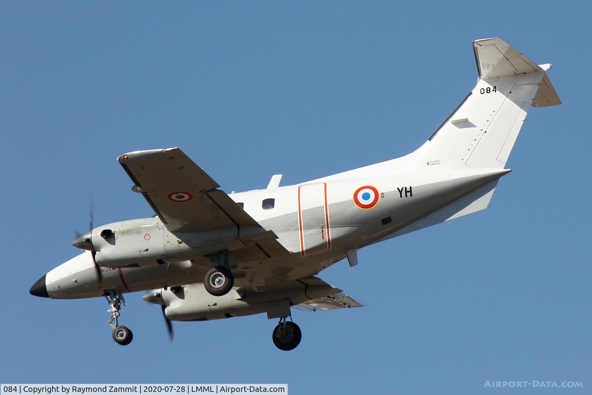084, 1983 Embraer EMB-121AA Xingu C/N 121-084, Embraer EM-121A Xingu 084/YH French Air Force