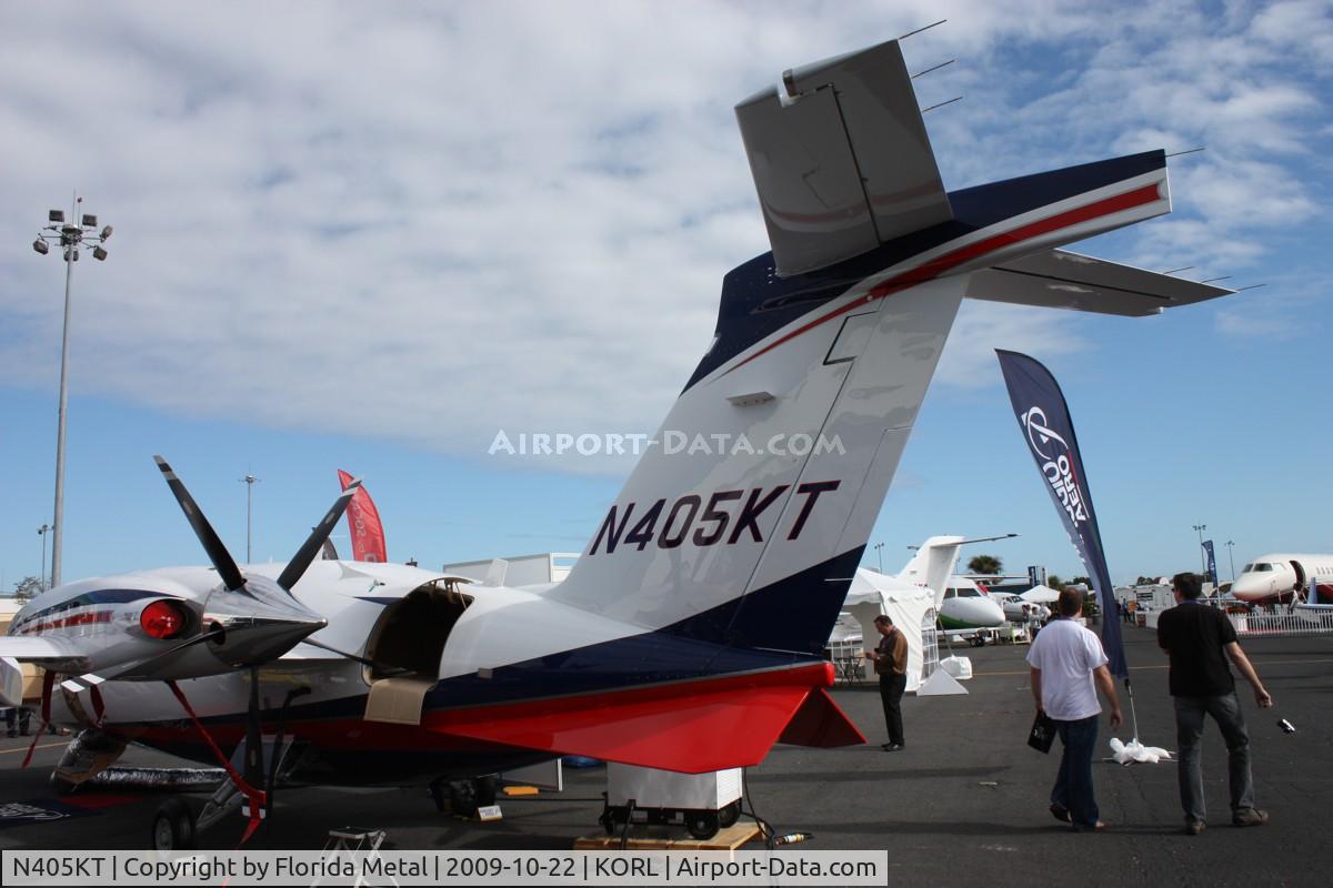 N405KT, 2009 Piaggio P-180 C/N 1190, NBAA 2009