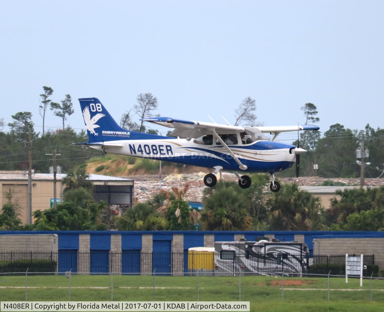 N408ER, 2014 Cessna 172S C/N 172S11439, DAB 2017