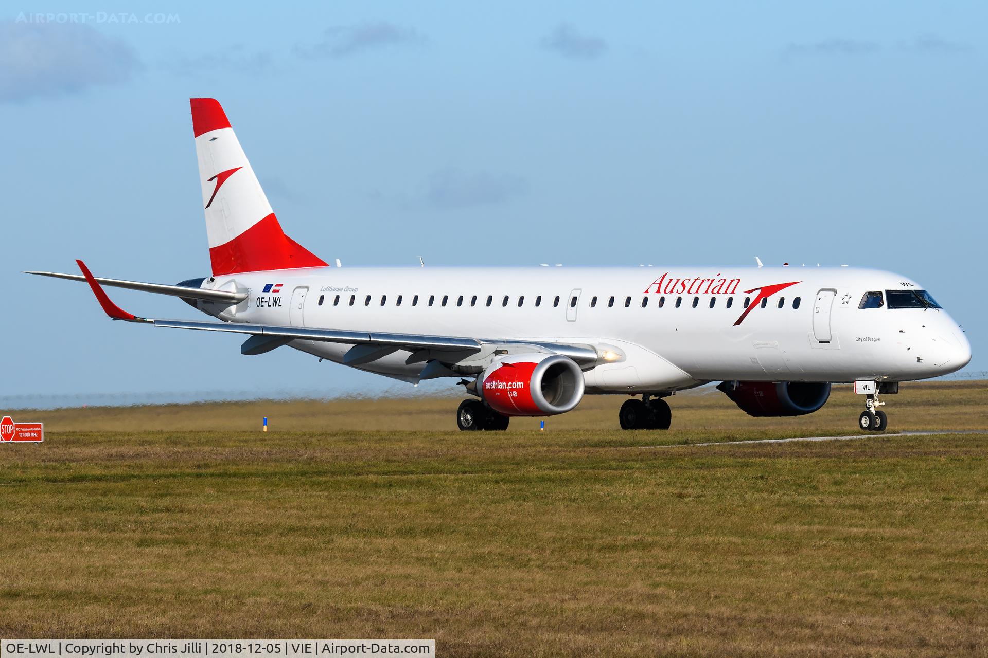 OE-LWL, 2012 Embraer 195LR (ERJ-190-200LR) C/N 19000532, Austrian Airlines