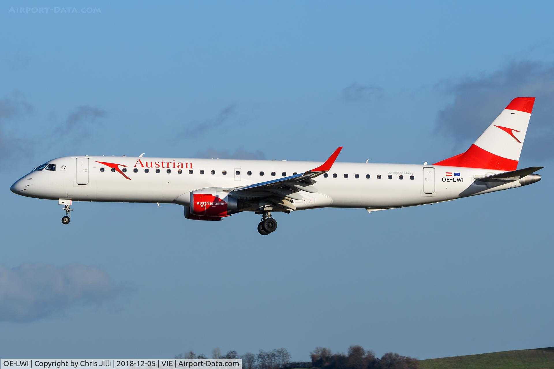 OE-LWI, 2011 Embraer 195LR (ERJ-190-200LR) C/N 19000500, Austrian Airlines