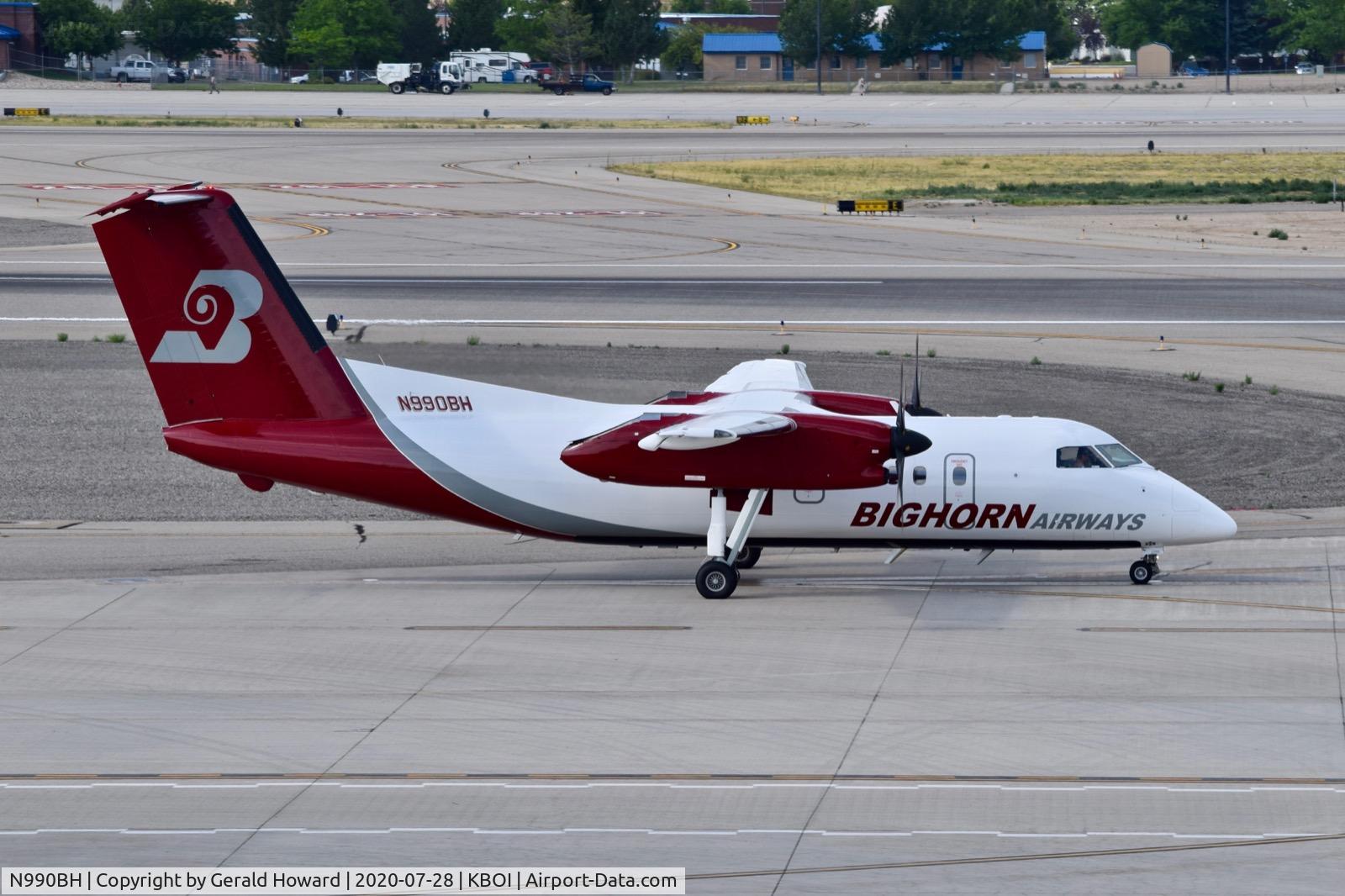N990BH, 1991 Boeing od Canada / DeHav DIV DHC-8-106 C/N 265, Taxi on Alpha.
