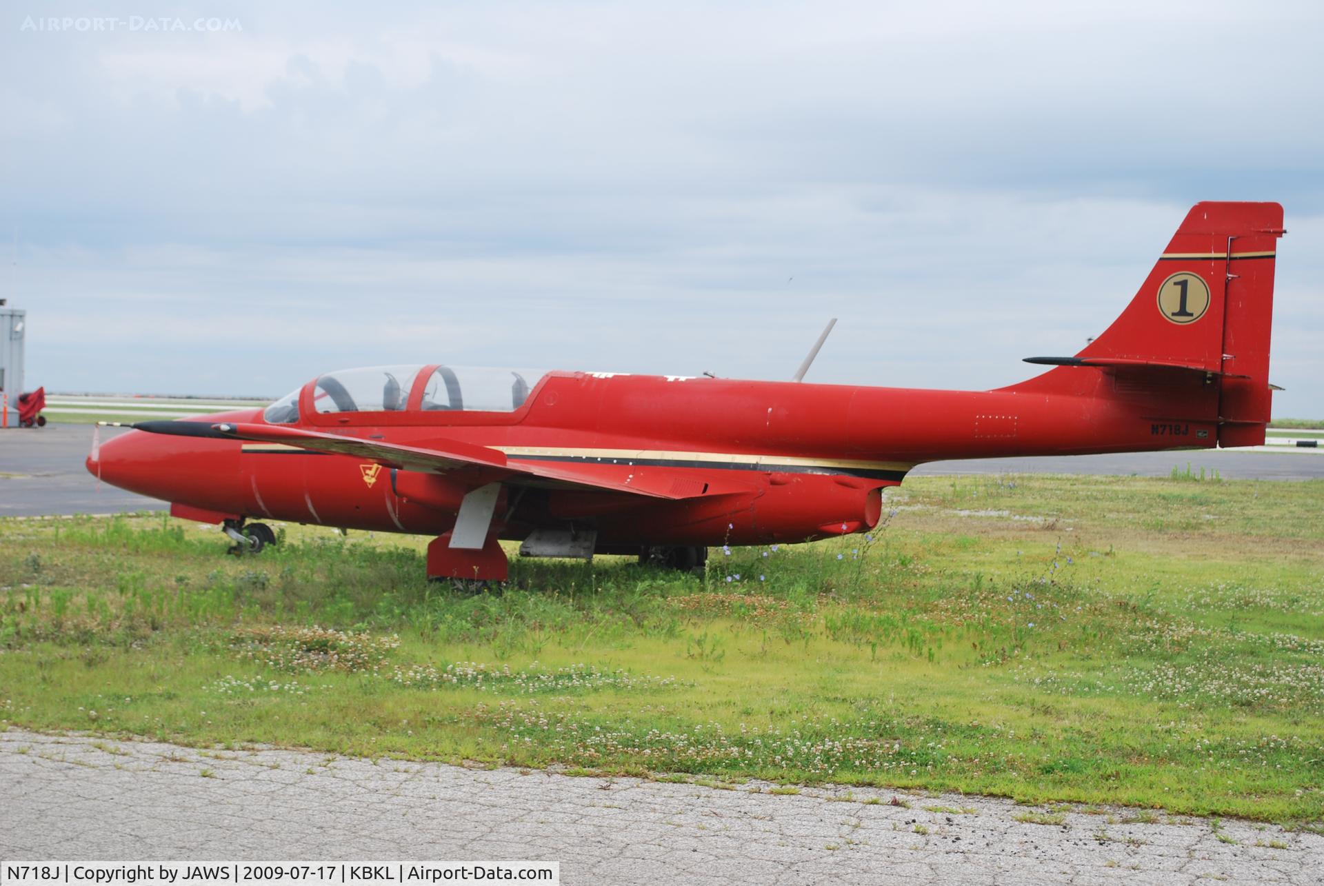 N718J, PZL-Mielec TS-11 Iskra C/N 1H0718, N718J PZL-Mielec TS-11 Iskra, c/n: 1H0718 @ KBKL