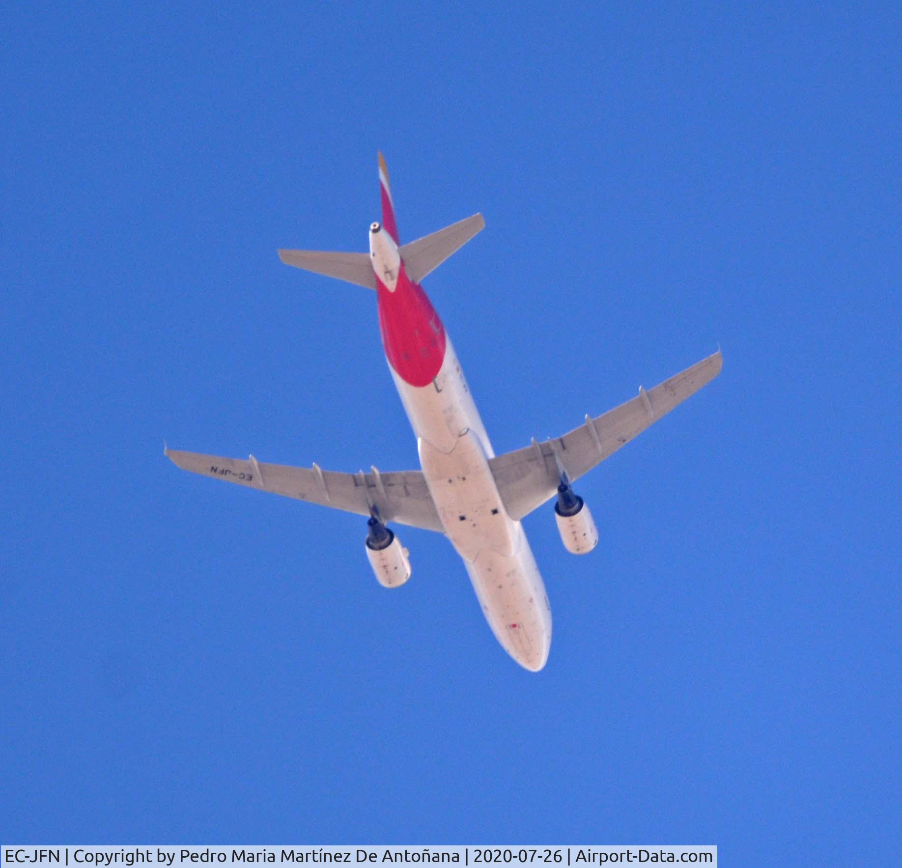 EC-JFN, 2005 Airbus A320-214 C/N 2391, Ventas de Armentia - Condado de Treviño - España