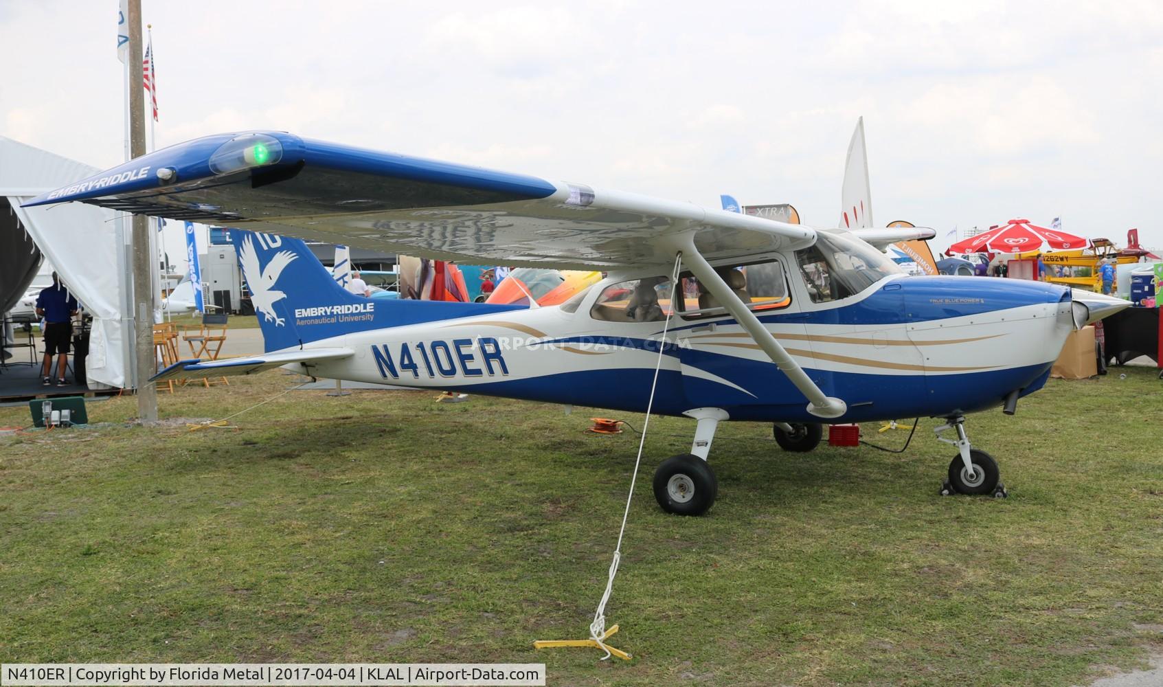N410ER, 2014 Cessna 172S C/N 172S11441, SNF 2017