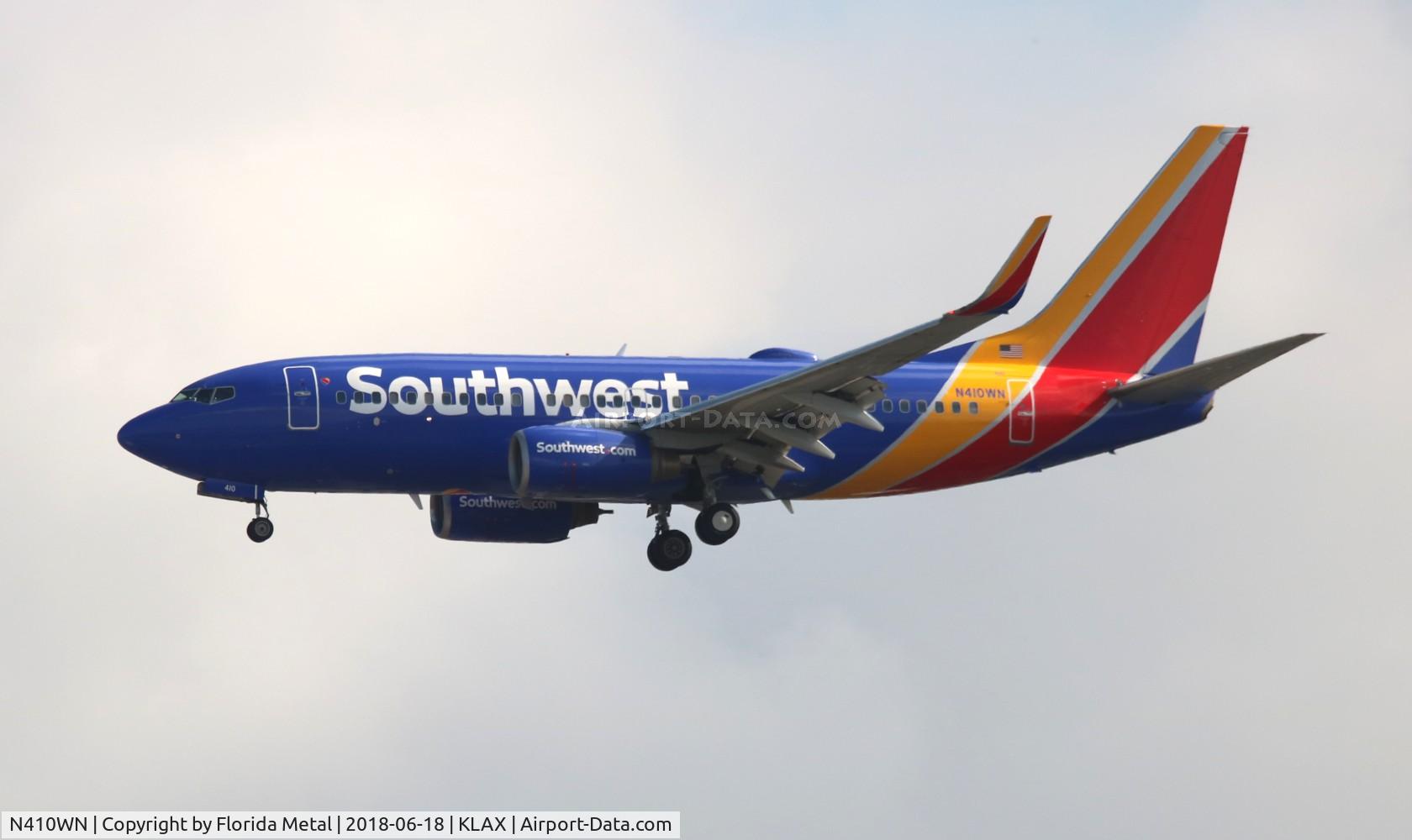 N410WN, 2001 Boeing 737-7H4 C/N 27897, LAX 2018