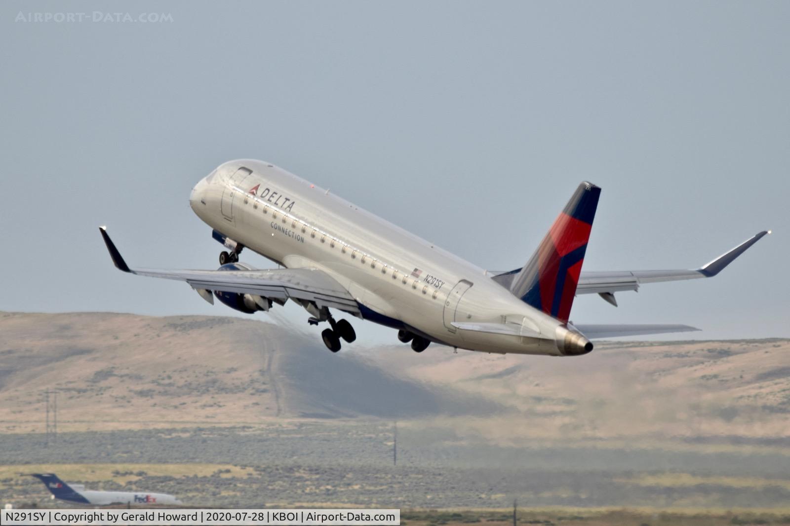 N291SY, 2018 Embraer 175LR (ERJ-170-200LR) C/N 17000759, Climbing out from 10L.