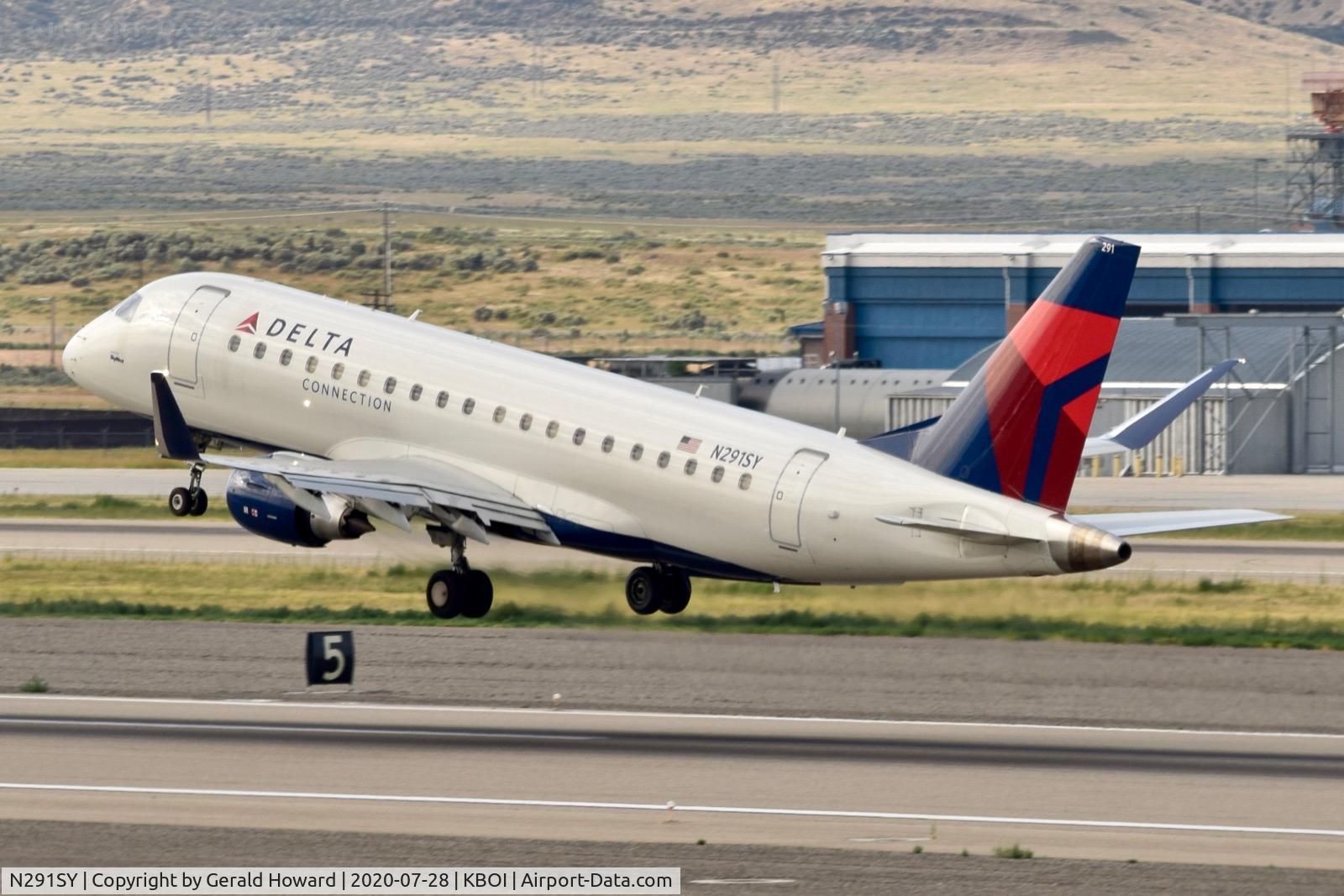 N291SY, 2018 Embraer 175LR (ERJ-170-200LR) C/N 17000759, Take off from 10L.