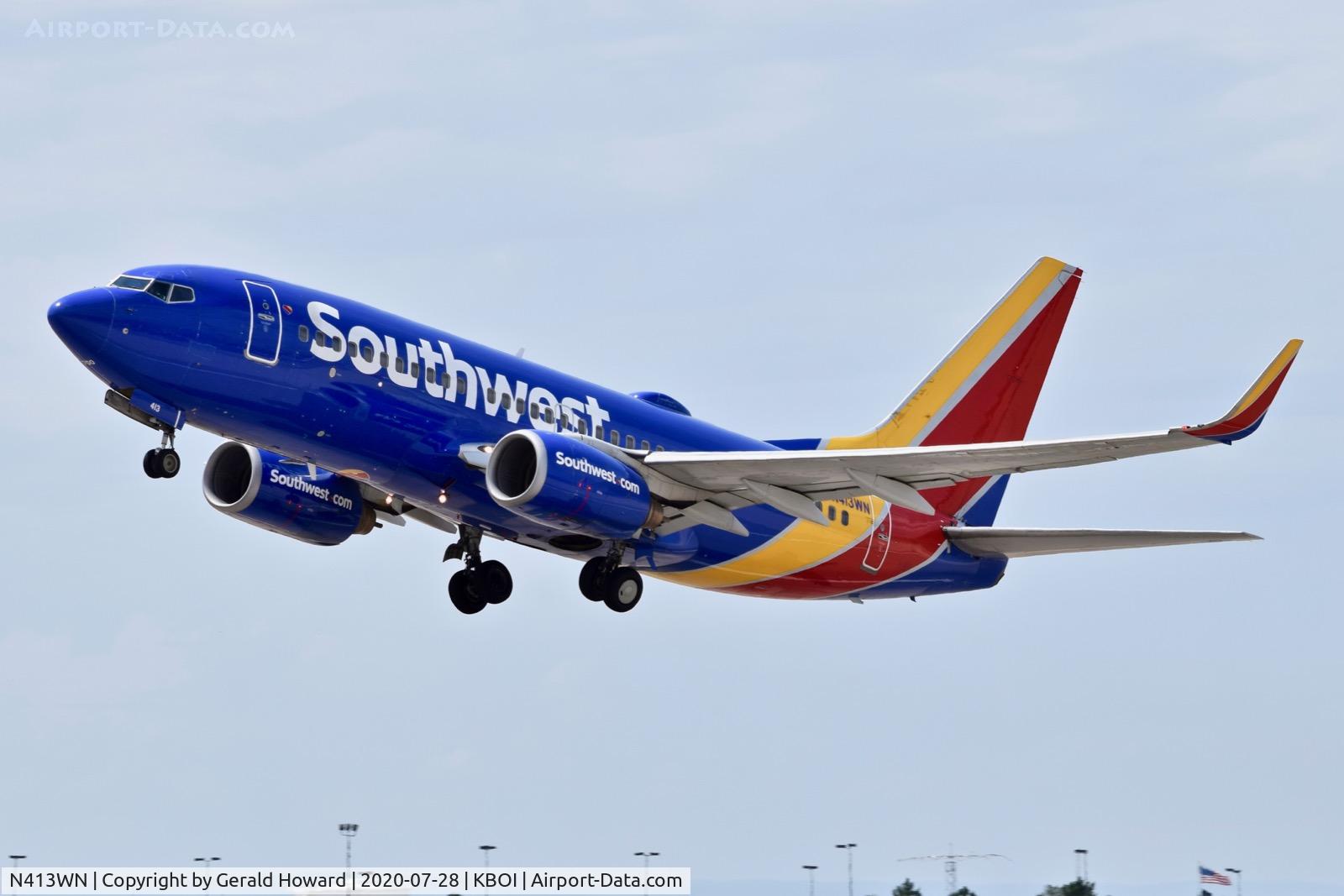 N413WN, 2001 Boeing 737-7H4 C/N 29819, Take off from 10L.