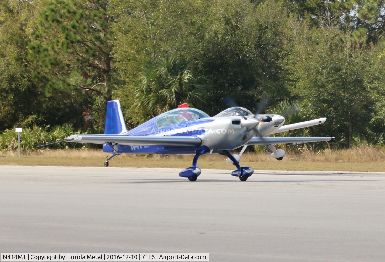 N414MT, 2009 Extra EA-330LC C/N 1300, Spruce Creek 2016