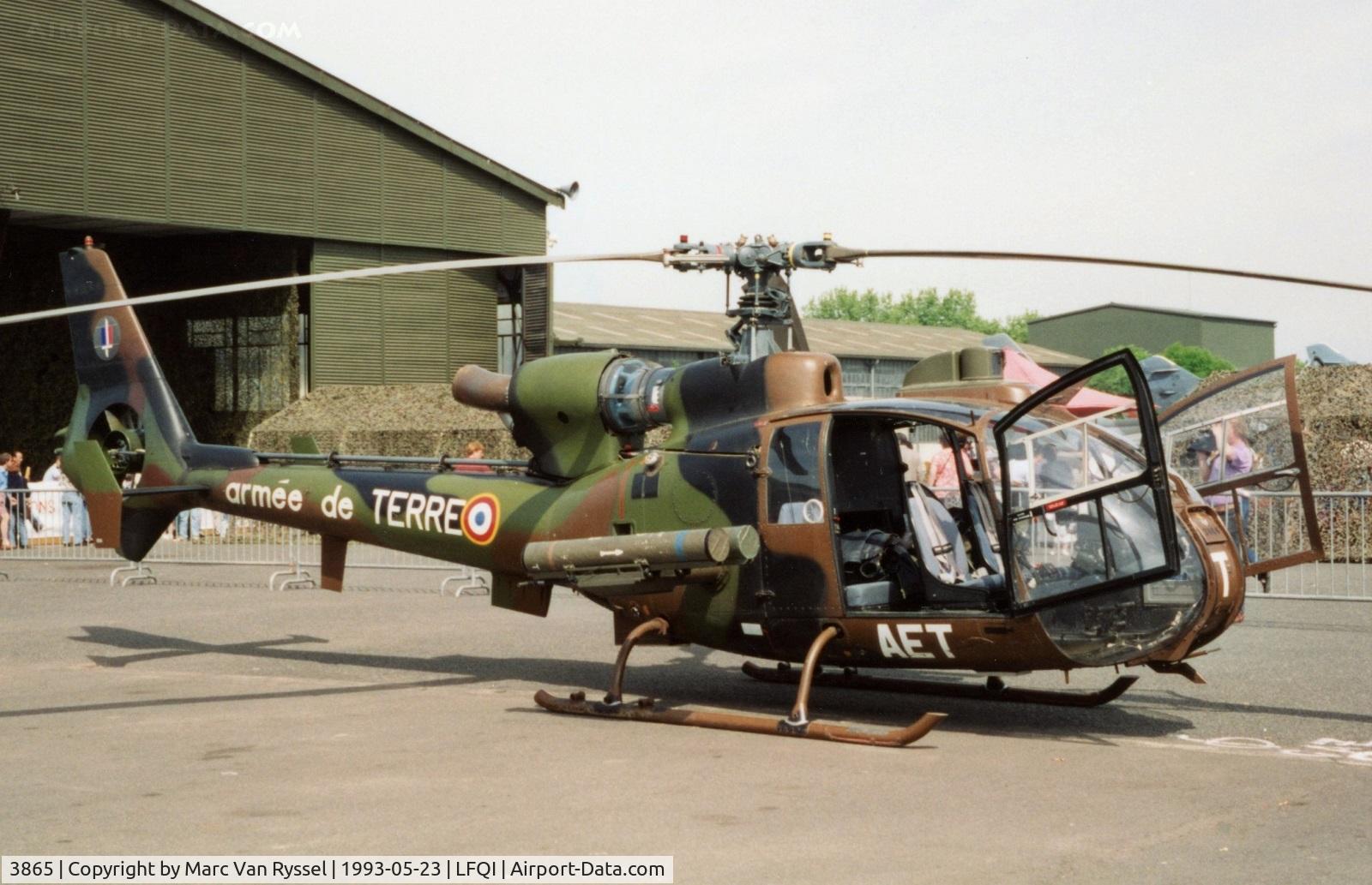3865, Aérospatiale SA-342M Gazelle C/N 1865, 3865  AET at Cambrai.
