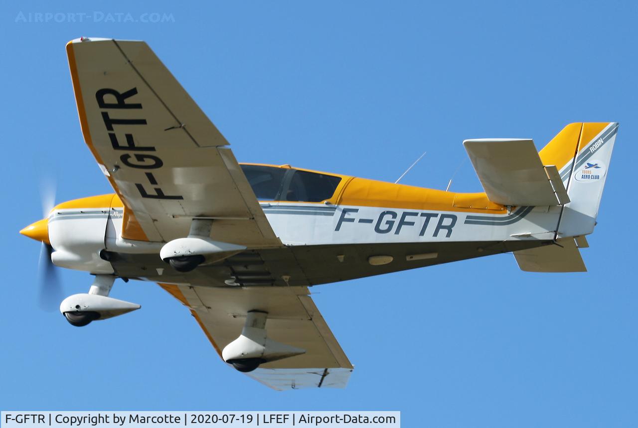 F-GFTR, Robin DR-400-180 Regent C/N 1858, Touch & go runway 29.