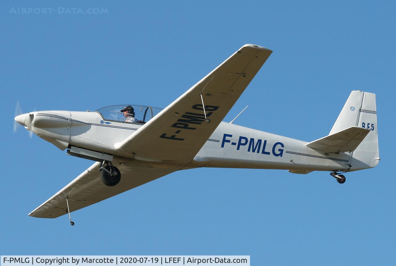 F-PMLG, Sportavia-Putzer RF-5 C/N A-04, Taking off runway 29.