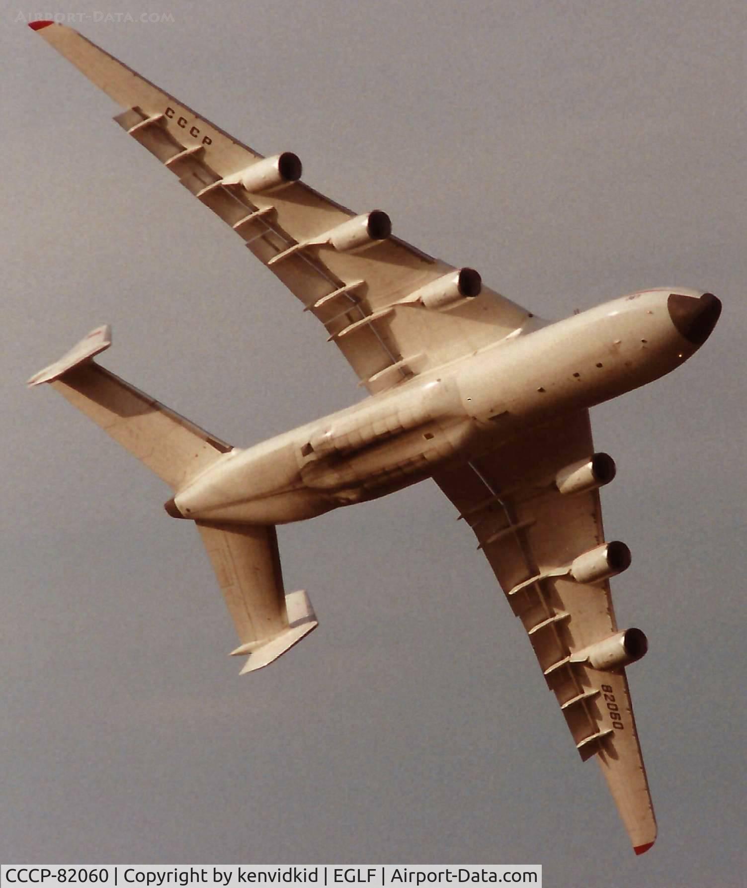 CCCP-82060, 1988 Antonov An-225 Mriya C/N 19530503763, At the 1990 Farnborough International Air Show.