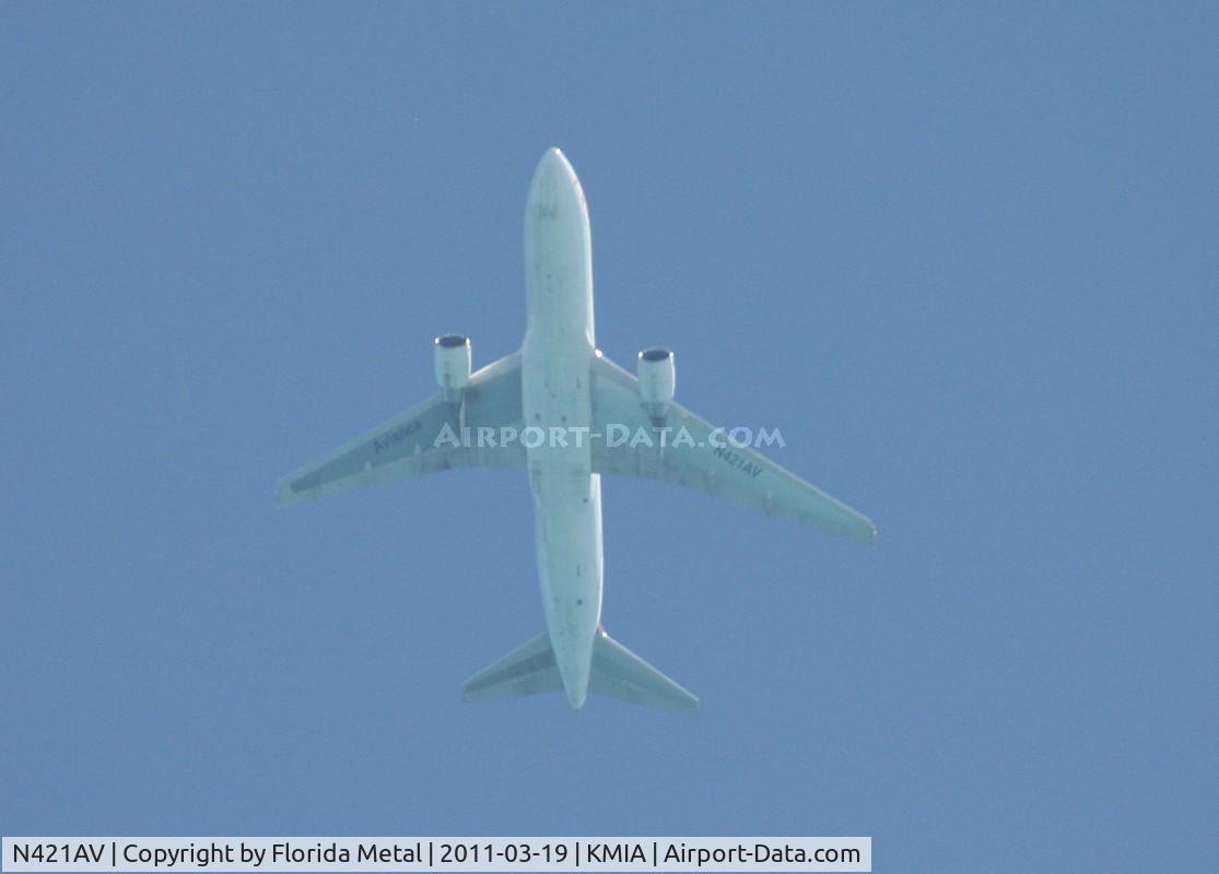 N421AV, 1999 Boeing 767-200/ER C/N 25421, MIA 2011