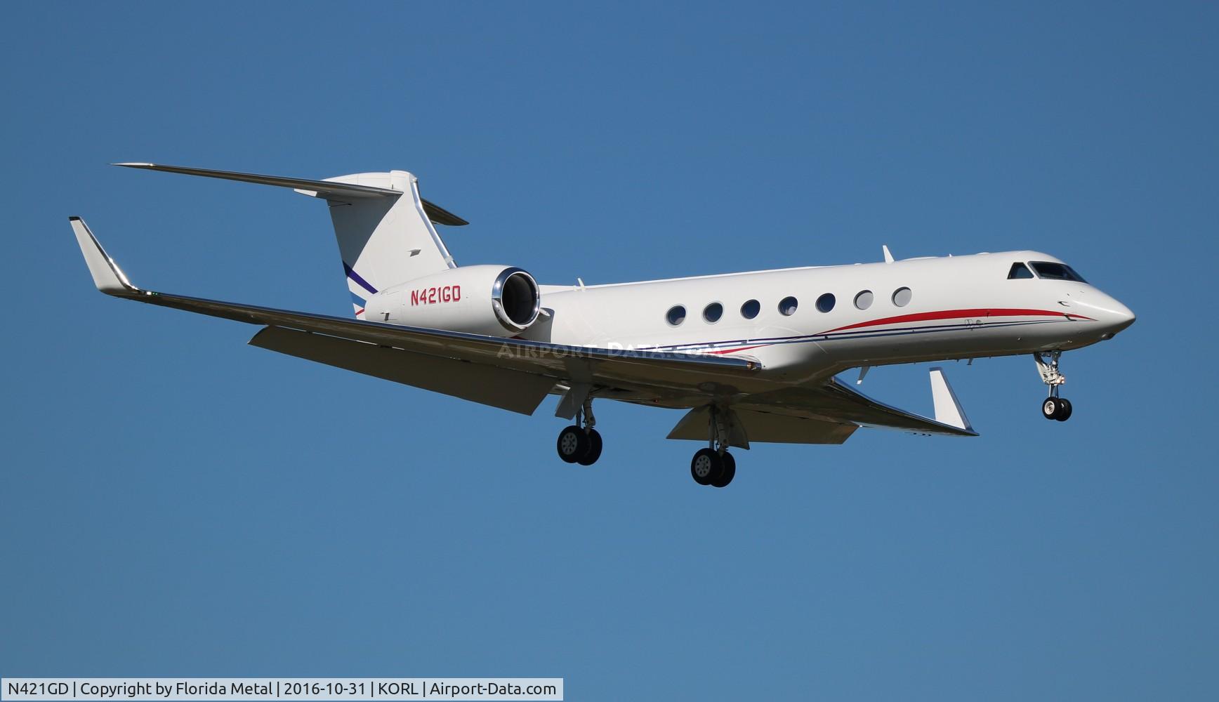 N421GD, 2013 Gulfstream Aerospace GV-SP (G550) C/N 5421, NBAA 2016