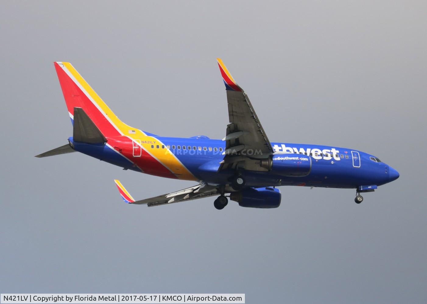 N421LV, 2001 Boeing 737-7H4 C/N 32452, MCO 2017