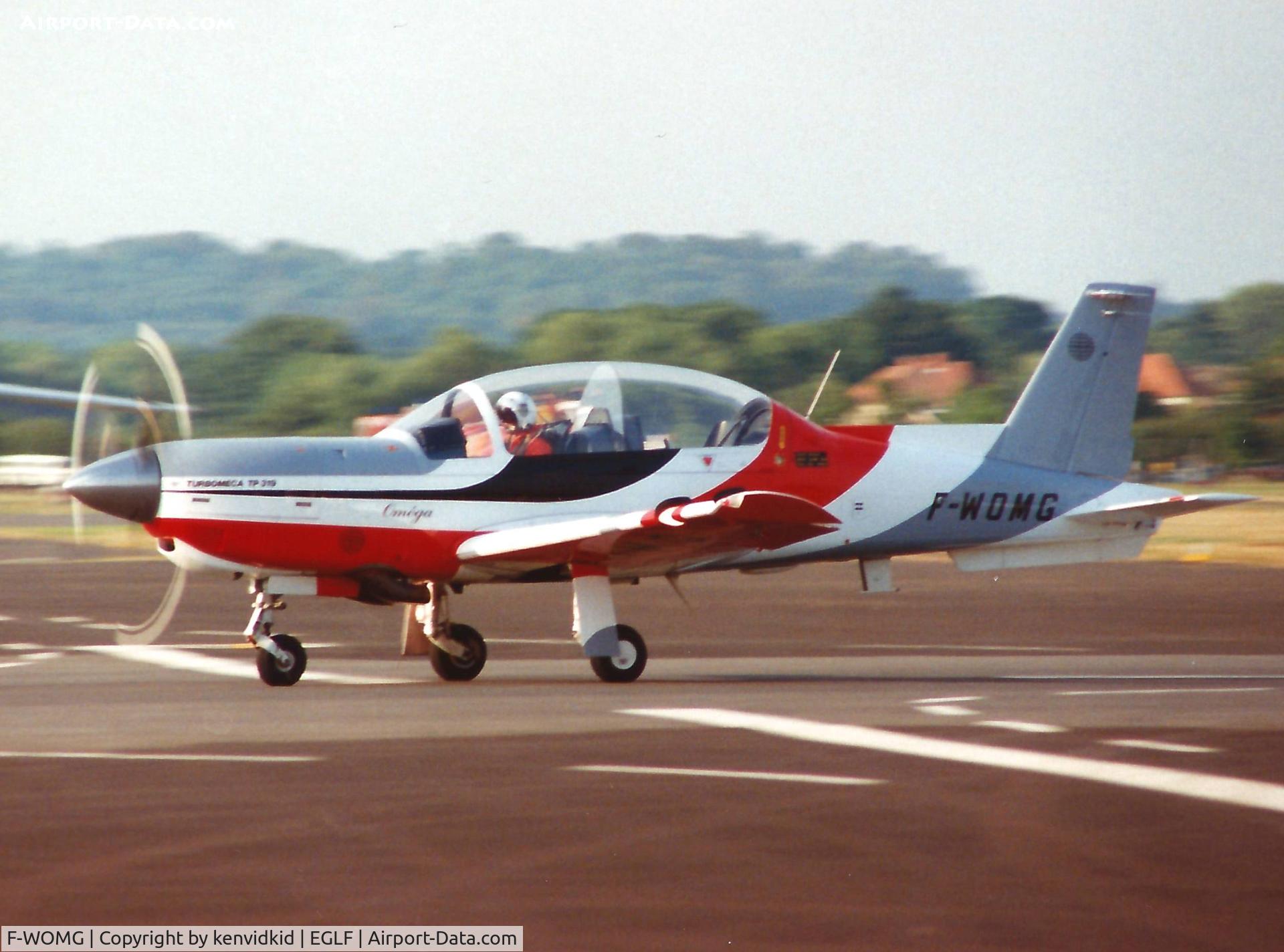 F-WOMG, Socata TB-31 Oméga C/N 001, At the 1990 Farnborough International Air Show.