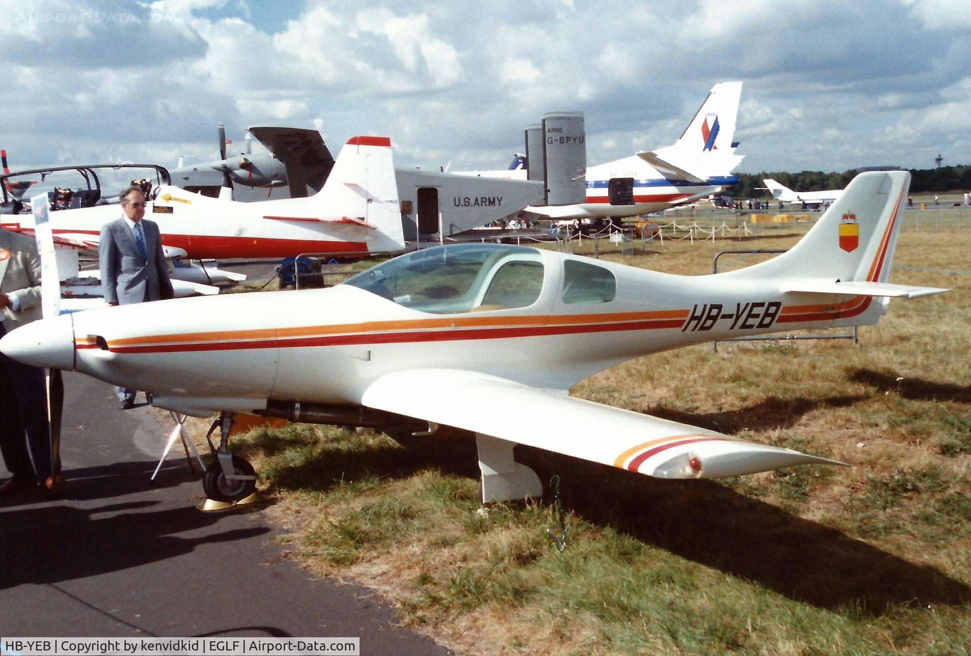 HB-YEB, 1989 Lancair 235 C/N 150, At the 1990 Farnborough International Air Show.