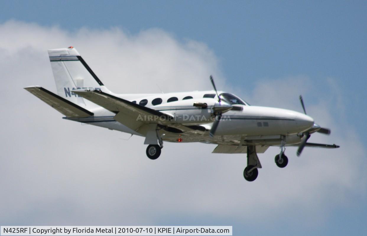 N425RF, Cessna 425 C/N 425-0147, PIE 2010 O.F.A.