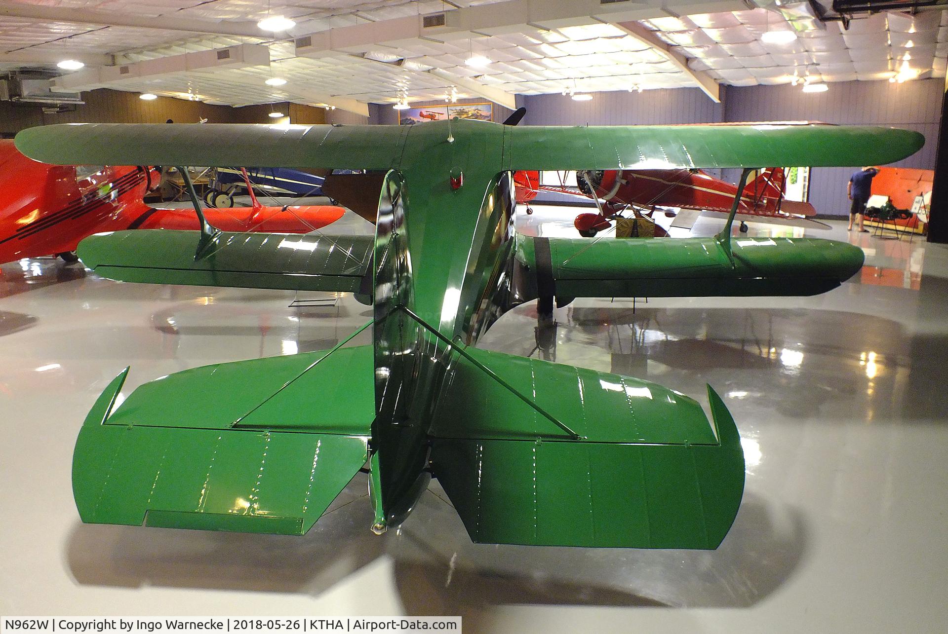 N962W, 1936 Beech C17L C/N 100, Beechcraft C17L Staggerwing at the Beechcraft Heritage Museum, Tullahoma TN