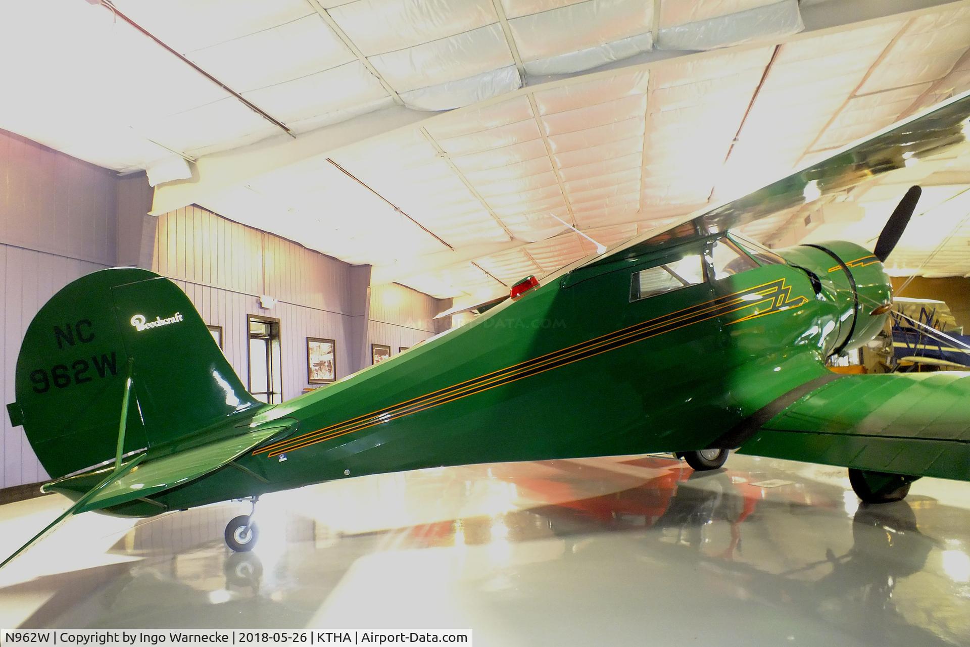 N962W, 1936 Beech C17L C/N 100, Beechcraft C17L Staggerwing at the Beechcraft Heritage Museum, Tullahoma TN