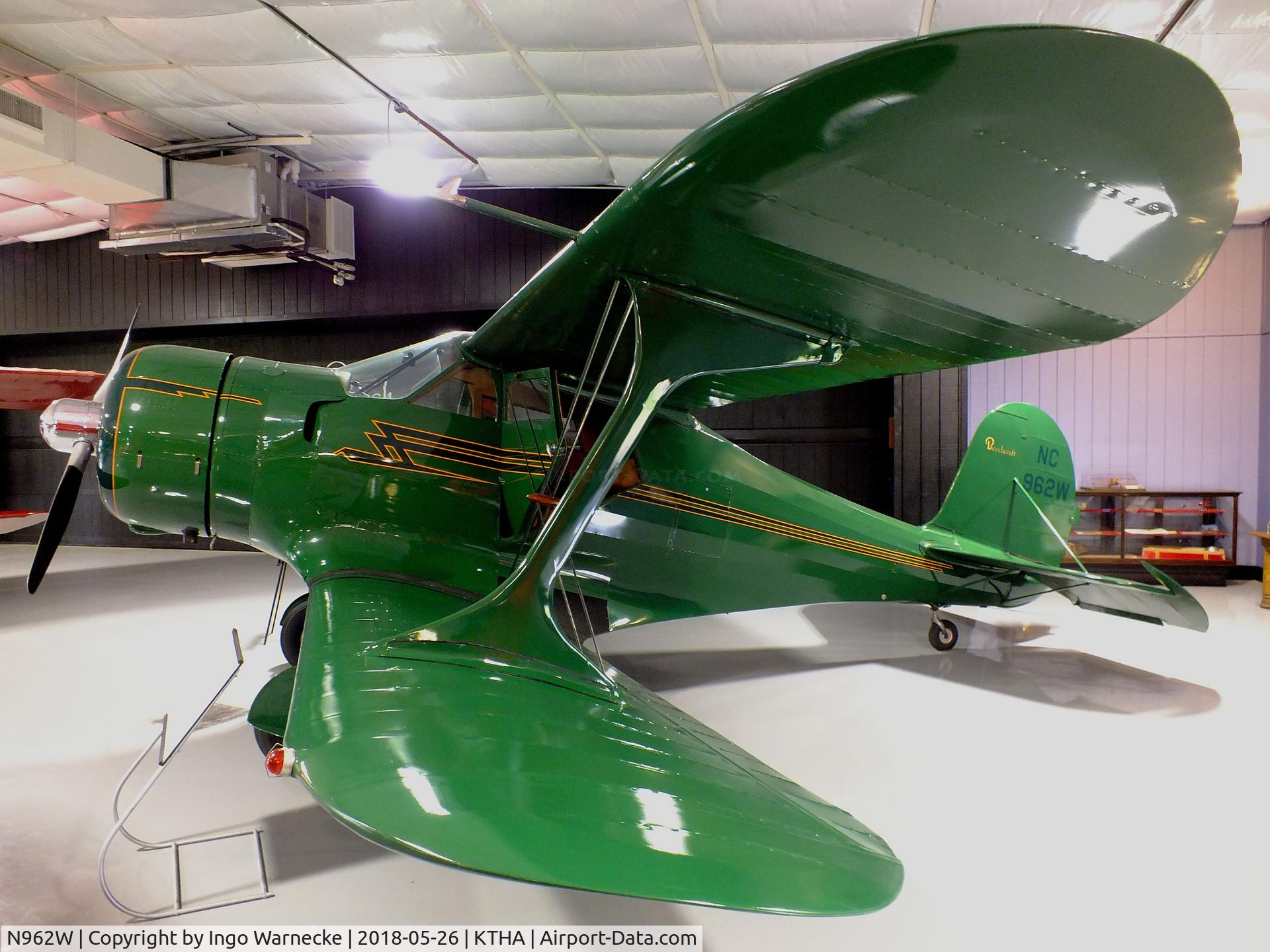N962W, 1936 Beech C17L C/N 100, Beechcraft C17L Staggerwing at the Beechcraft Heritage Museum, Tullahoma TN  #c