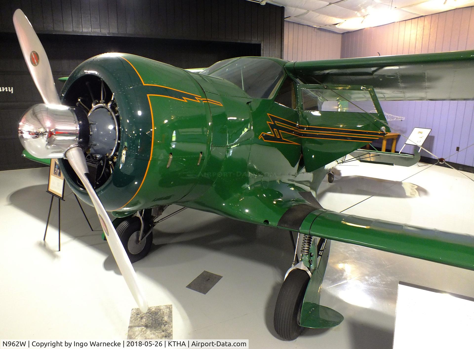 N962W, 1936 Beech C17L C/N 100, Beechcraft C17L Staggerwing at the Beechcraft Heritage Museum, Tullahoma TN  #c