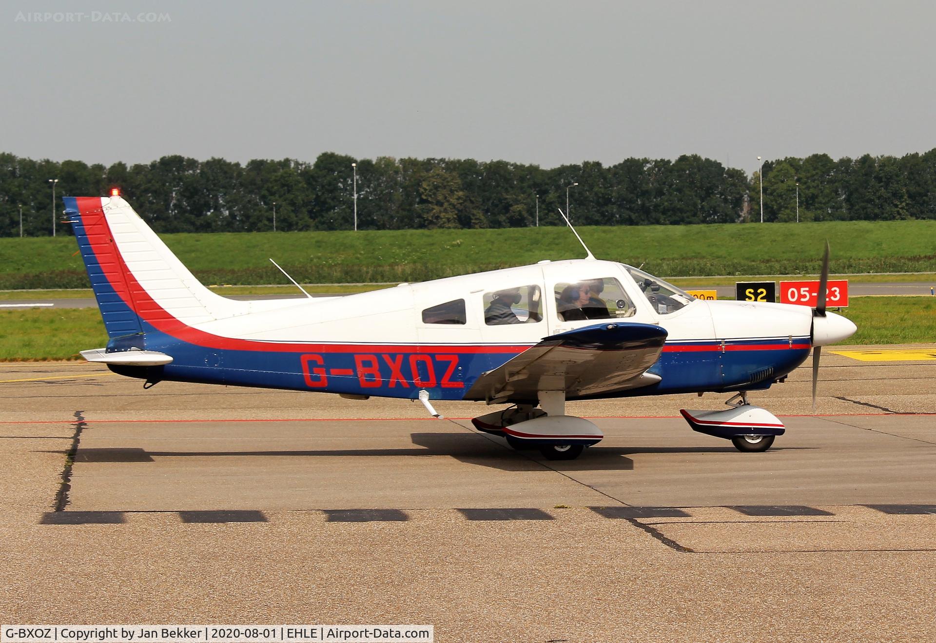G-BXOZ, 1977 Piper PA-28-181 Cherokee Archer II C/N 28-7790173, Lelystad Airport departure