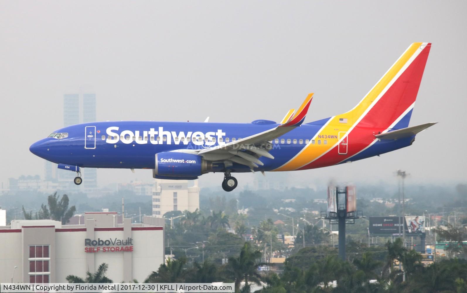 N434WN, 2003 Boeing 737-7H4 C/N 32454, FLL 2017