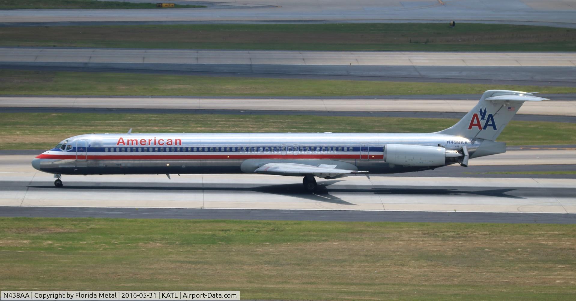 N438AA, 1987 McDonnell Douglas MD-83 (DC-9-83) C/N 49456, ATL 2016