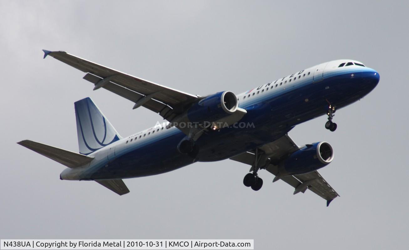 N438UA, 1997 Airbus A320-232 C/N 678, MCO 2010